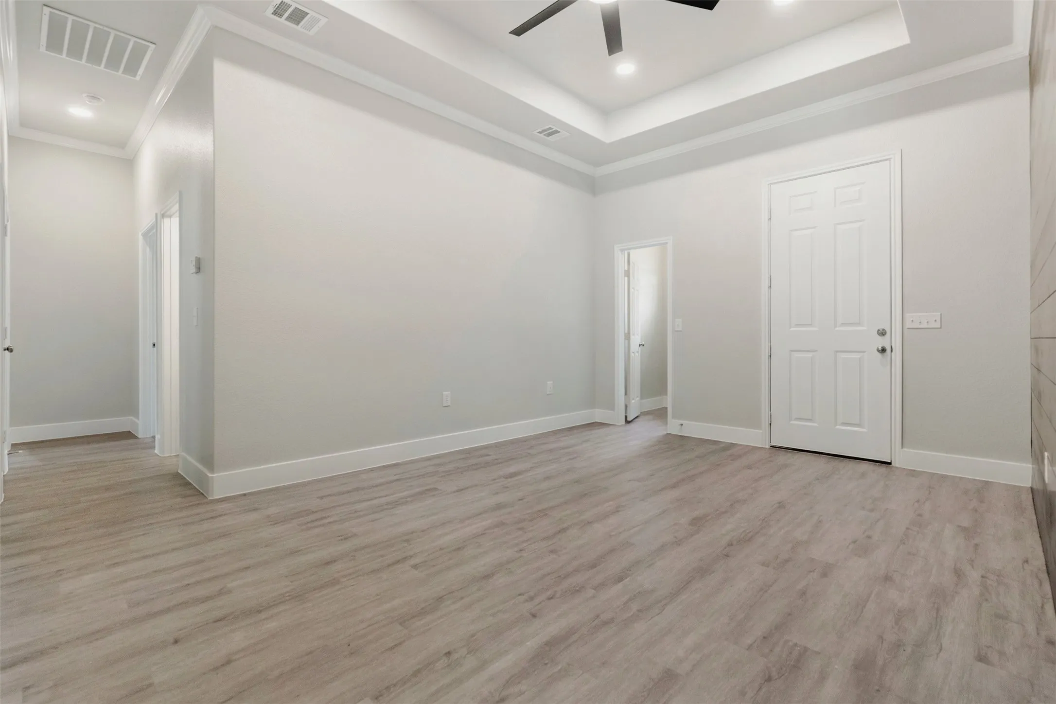 Single Family Residence For Sale in Fannin County , 804 S 4th Street, Bonham, Texas 75418, 3 Bedroom, 2 Bathroom, 1 Garage spaces, 1,125 Sqft, built in 2026, mls#21357932, Real Estate Agent in Bonham, Homes For Sale in Fannin county, Homes For Sale in Bonham, Realtor in Bonham Texas, Real Estate Brokerage Independent Realty Texas, Luminita Cordes Realtor