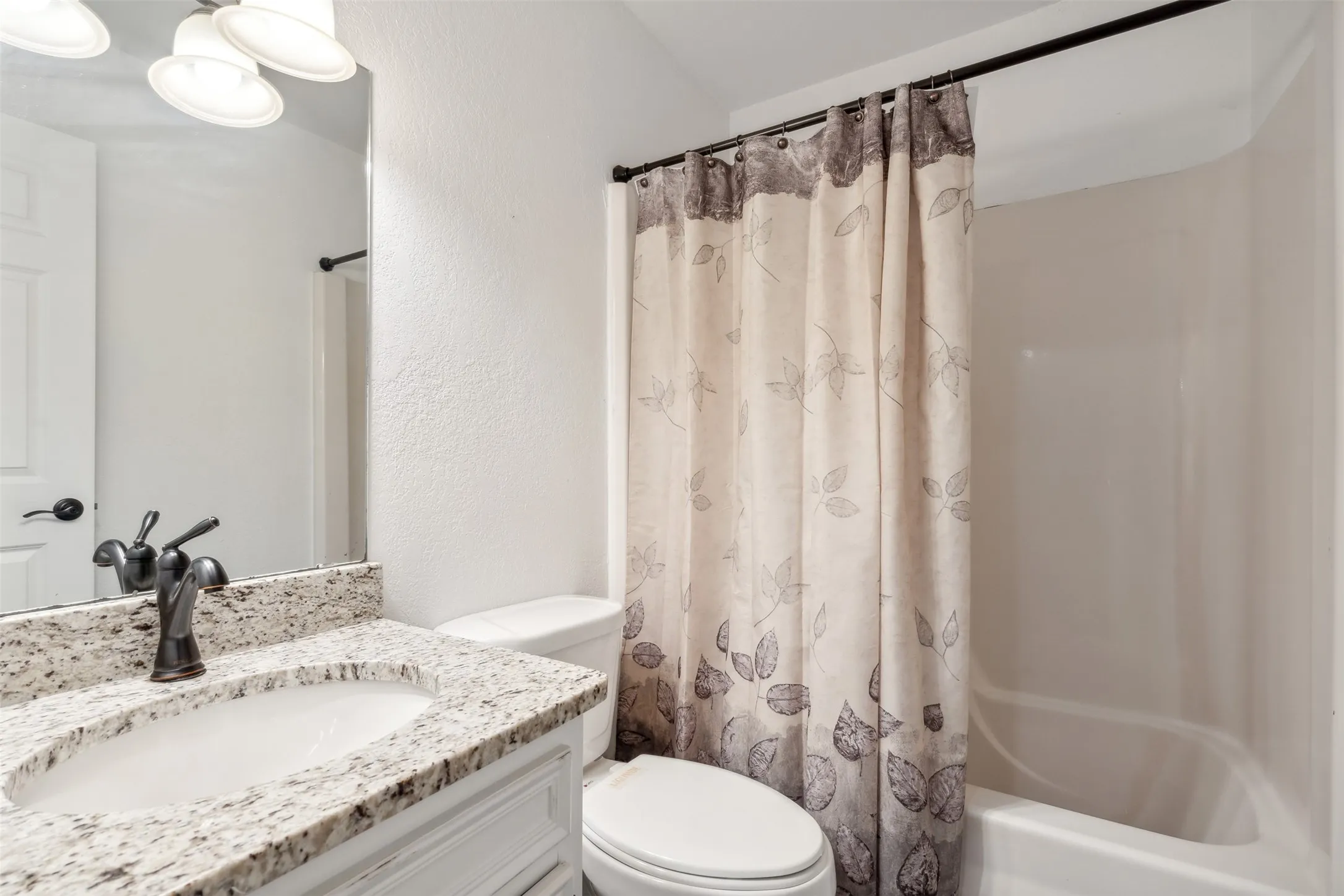 Single Family Residence For Sale in Eastland County , 430 County Road 447, Eastland, Texas 76448, 2 Bedroom, 2 Bathroom, 1 Garage spaces, 1,589 Sqft, built in 1980, Price $409,000, mls#21354361, Real Estate Agent in Eastland, Homes For Sale in Eastland county, Homes For Sale in Eastland, Realtor in Eastland Texas, Real Estate Brokerage Independent Realty Texas, Luminita Cordes Realtor