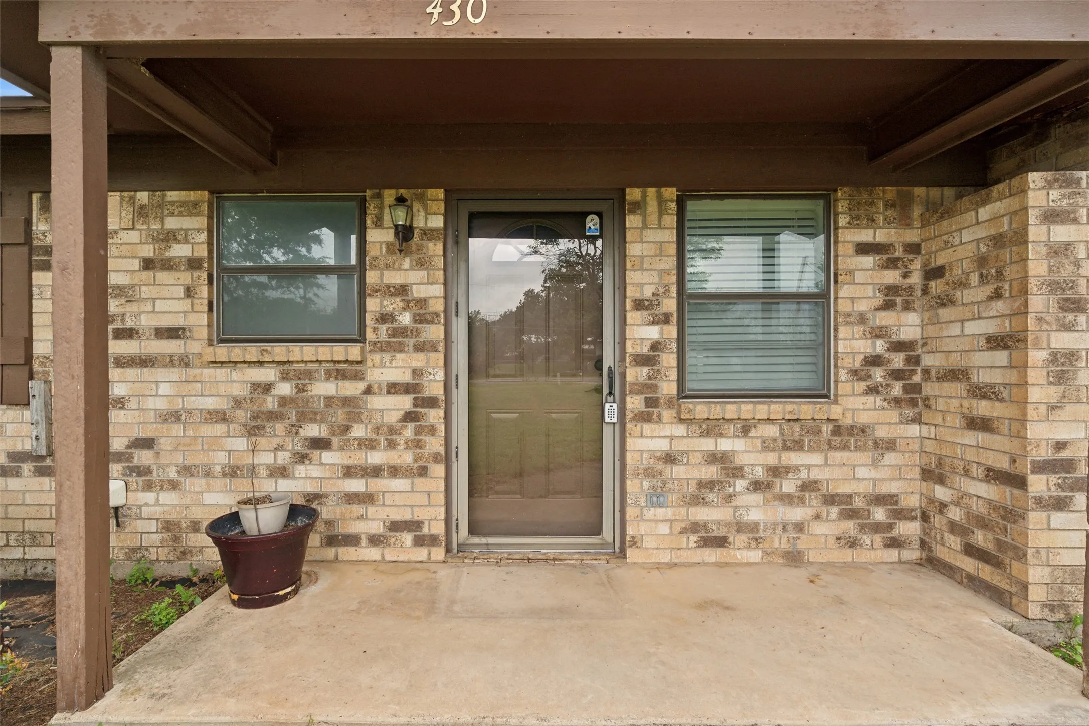 Single Family Residence For Sale in Eastland County , 430 County Road 447, Eastland, Texas 76448, 2 Bedroom, 2 Bathroom, 1 Garage spaces, 1,589 Sqft, built in 1980, Price $409,000, mls#21354361, Real Estate Agent in Eastland, Homes For Sale in Eastland county, Homes For Sale in Eastland, Realtor in Eastland Texas, Real Estate Brokerage Independent Realty Texas, Luminita Cordes Realtor
