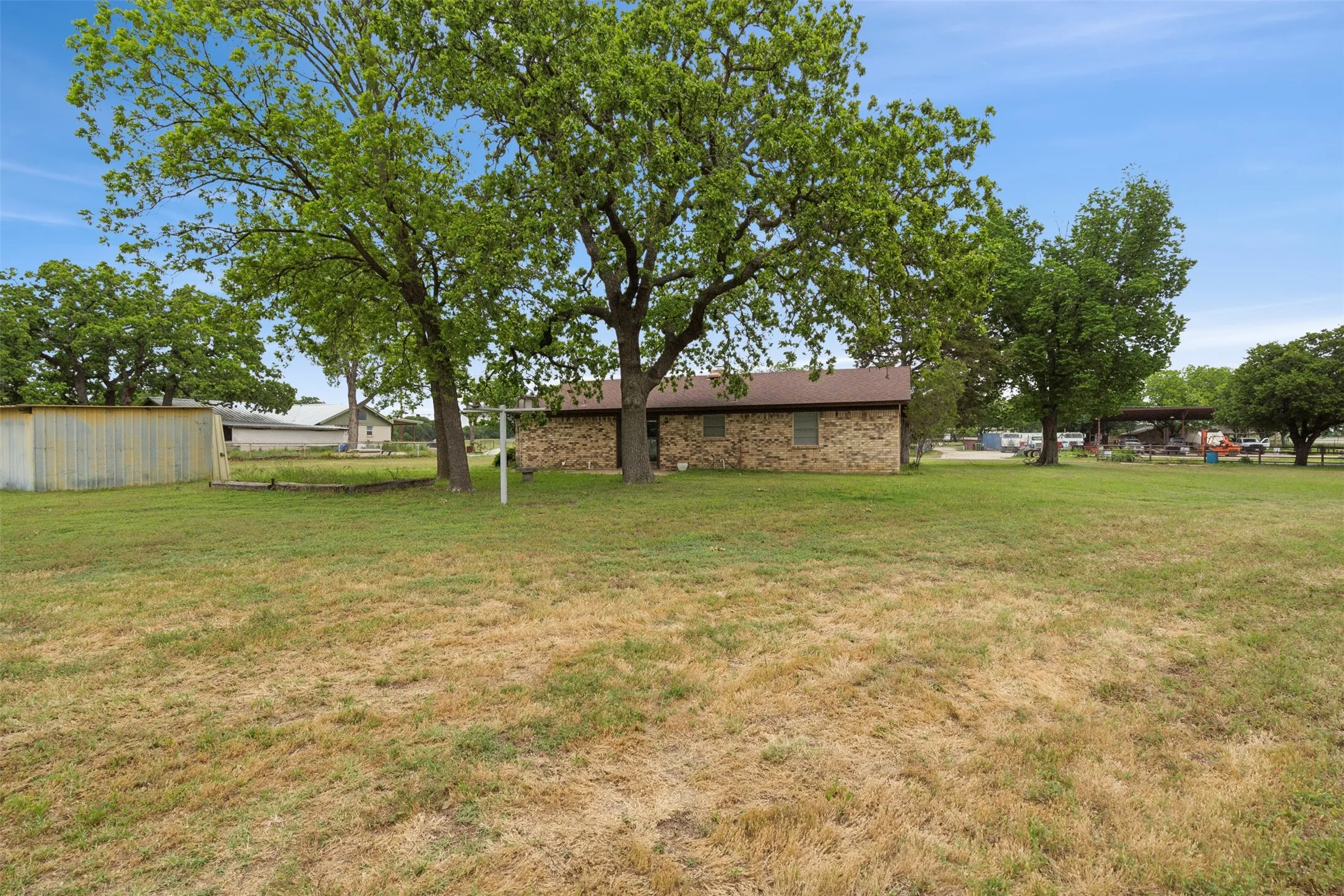 Single Family Residence For Sale in Eastland County , 430 County Road 447, Eastland, Texas 76448, 2 Bedroom, 2 Bathroom, 1 Garage spaces, 1,589 Sqft, built in 1980, Price $409,000, mls#21354361, Real Estate Agent in Eastland, Homes For Sale in Eastland county, Homes For Sale in Eastland, Realtor in Eastland Texas, Real Estate Brokerage Independent Realty Texas, Luminita Cordes Realtor