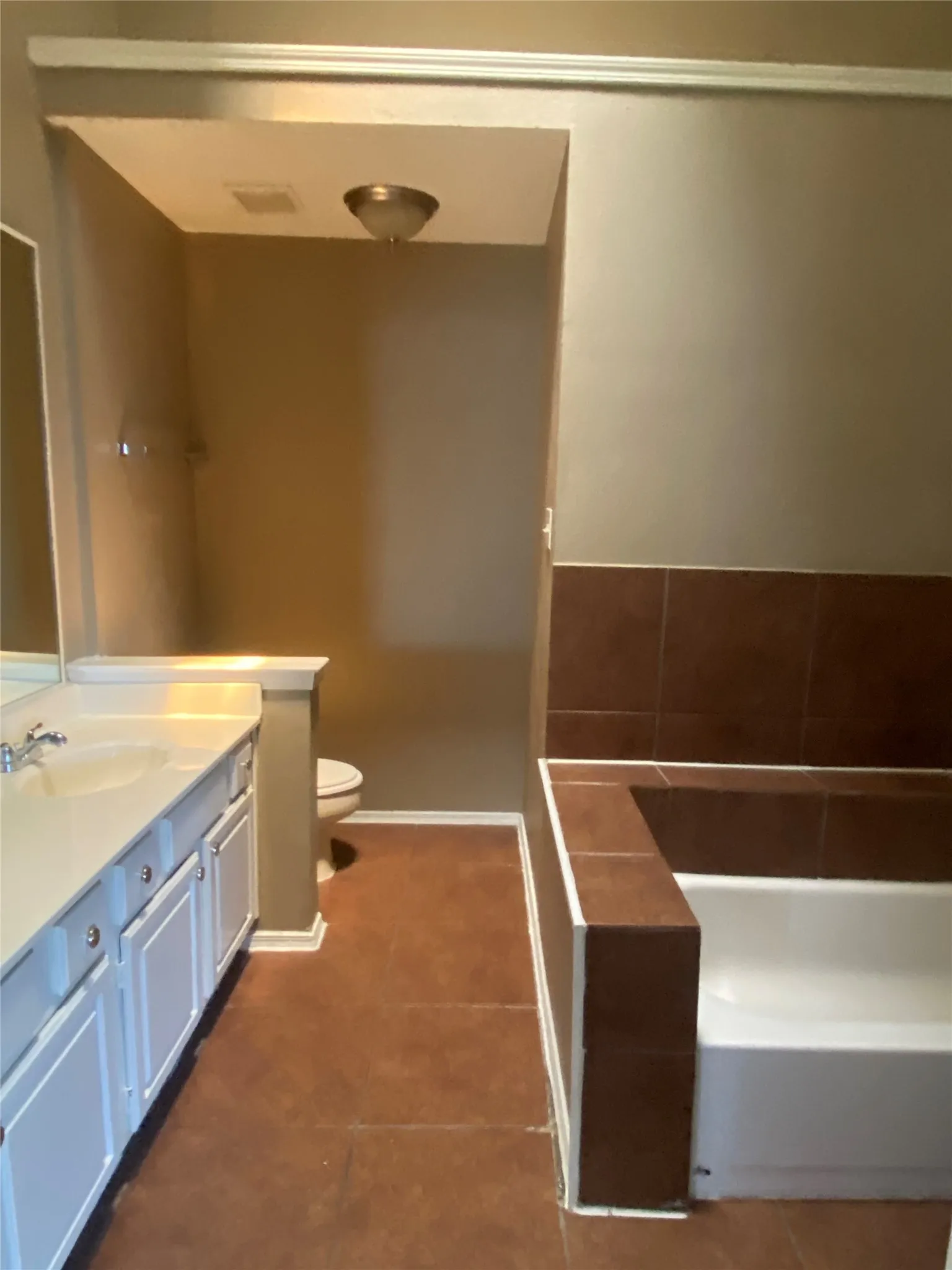 Single Family Residence For Rent in Tarrant County , 4370 Ashley Lane, Grand Prairie, Texas 75052, 3 Bedroom, 2 Bathroom, 2 Garage spaces, 1,696 Sqft, built in 1985, mls#21358176, Real Estate Agent in Grand Prairie, Homes For Rent in Tarrant county, Homes For Rent in Grand Prairie, Realtor in Grand Prairie Texas, Real Estate Brokerage Independent Realty Texas, Luminita Cordes Realtor