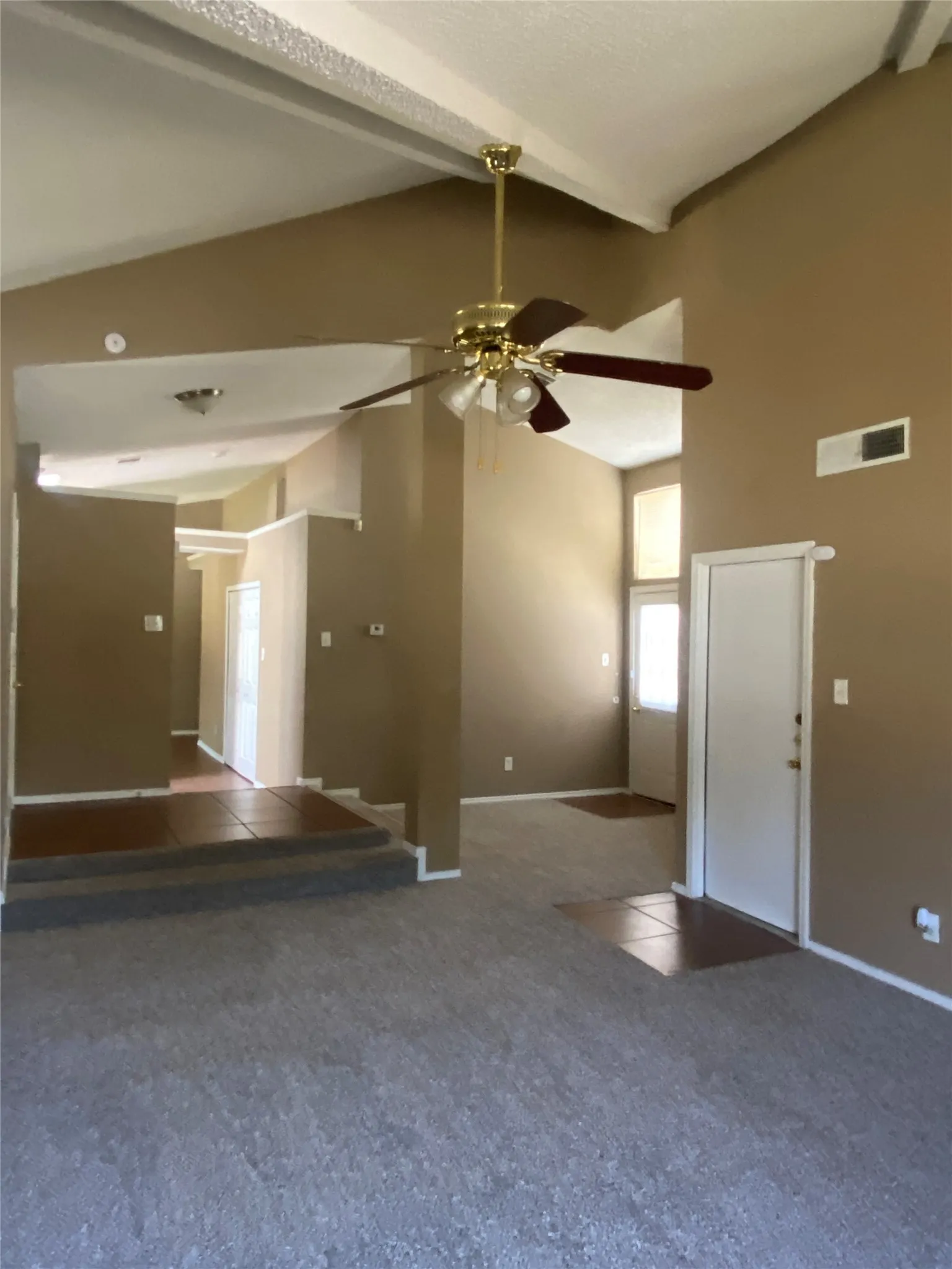 Single Family Residence For Rent in Tarrant County , 4370 Ashley Lane, Grand Prairie, Texas 75052, 3 Bedroom, 2 Bathroom, 2 Garage spaces, 1,696 Sqft, built in 1985, mls#21358176, Real Estate Agent in Grand Prairie, Homes For Rent in Tarrant county, Homes For Rent in Grand Prairie, Realtor in Grand Prairie Texas, Real Estate Brokerage Independent Realty Texas, Luminita Cordes Realtor
