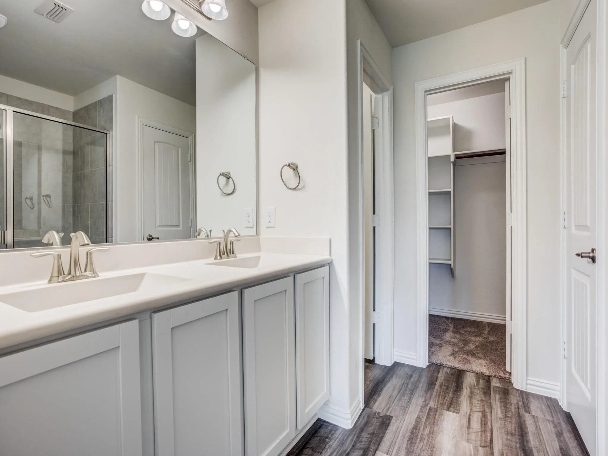 Single Family Residence For Rent in Collin County , 213 Cedar Canyon Drive, Anna, Texas 75409, 4 Bedroom, 3 Bathroom, 2 Garage spaces, 2,234 Sqft, built in 2019, Price $2,195, mls#21358178, Real Estate Agent in Anna, Homes For Rent in Collin county, Homes For Rent in Anna, Realtor in Anna Texas, Real Estate Brokerage Independent Realty Texas, Luminita Cordes Realtor