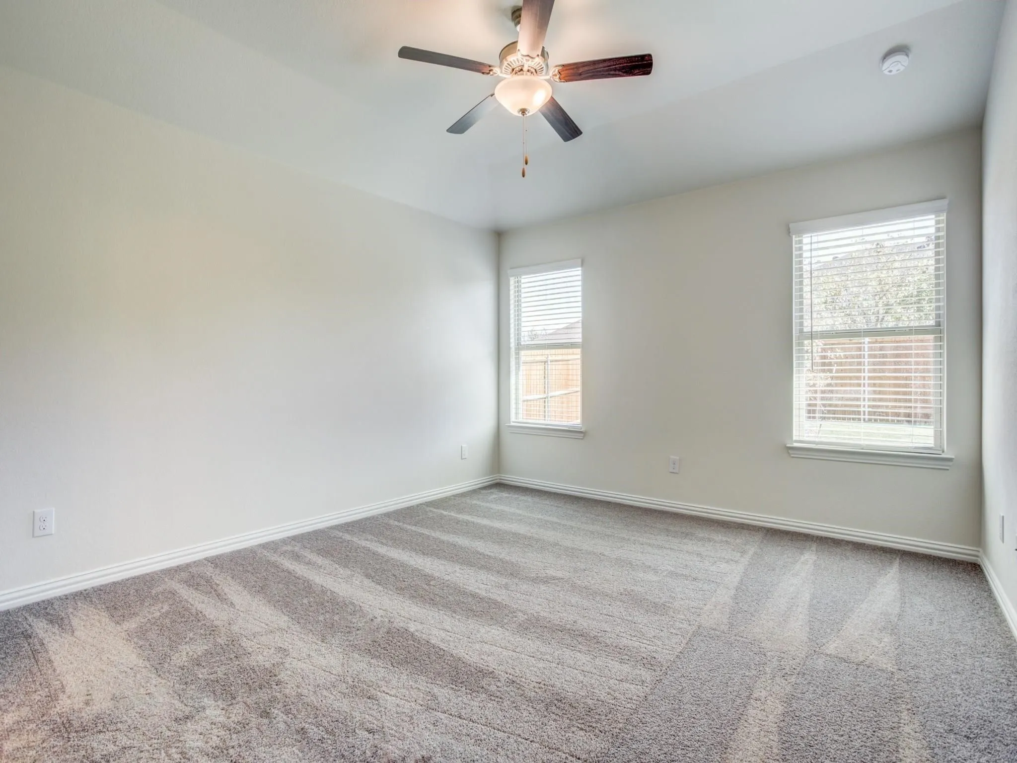 Single Family Residence For Rent in Collin County , 213 Cedar Canyon Drive, Anna, Texas 75409, 4 Bedroom, 3 Bathroom, 2 Garage spaces, 2,234 Sqft, built in 2019, Price $2,195, mls#21358178, Real Estate Agent in Anna, Homes For Rent in Collin county, Homes For Rent in Anna, Realtor in Anna Texas, Real Estate Brokerage Independent Realty Texas, Luminita Cordes Realtor