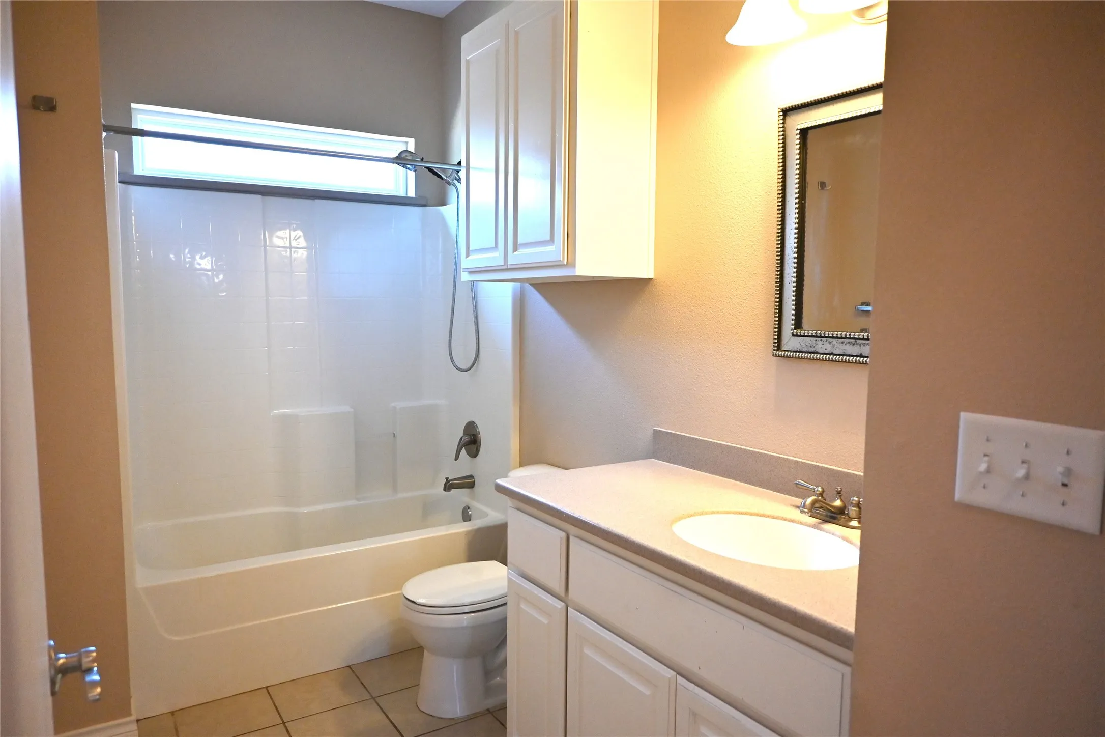 Single Family Residence For Sale in Taylor County , 3557 Firedog Road, Abilene, Texas 79606, 2 Bedroom, 2 Bathroom, 2 Garage spaces, 1,095 Sqft, built in 2010, mls#21358133, Real Estate Agent in Abilene, Homes For Sale in Taylor county, Homes For Sale in Abilene, Realtor in Abilene Texas, Real Estate Brokerage Independent Realty Texas, Luminita Cordes Realtor