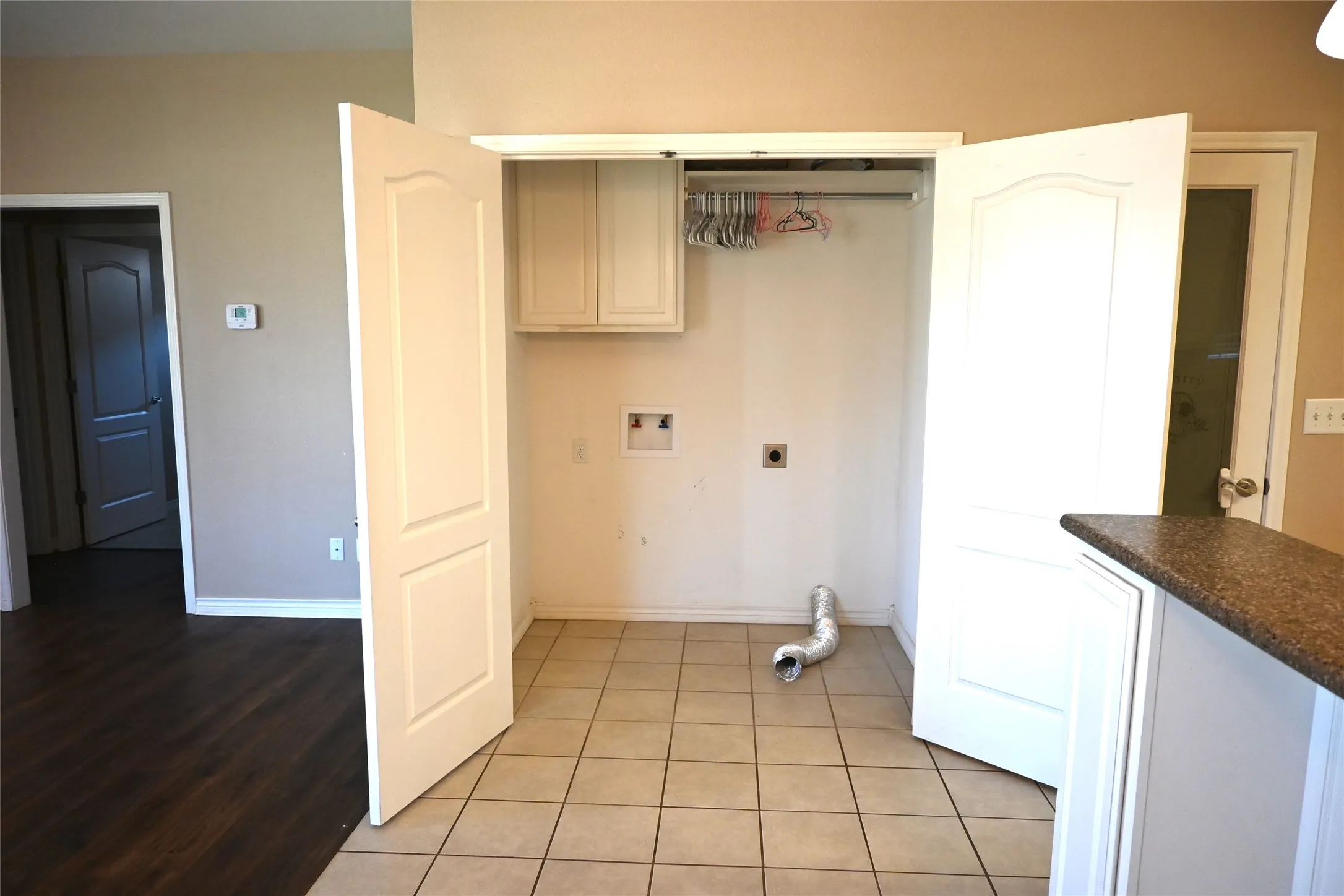 Single Family Residence For Sale in Taylor County , 3557 Firedog Road, Abilene, Texas 79606, 2 Bedroom, 2 Bathroom, 2 Garage spaces, 1,095 Sqft, built in 2010, mls#21358133, Real Estate Agent in Abilene, Homes For Sale in Taylor county, Homes For Sale in Abilene, Realtor in Abilene Texas, Real Estate Brokerage Independent Realty Texas, Luminita Cordes Realtor
