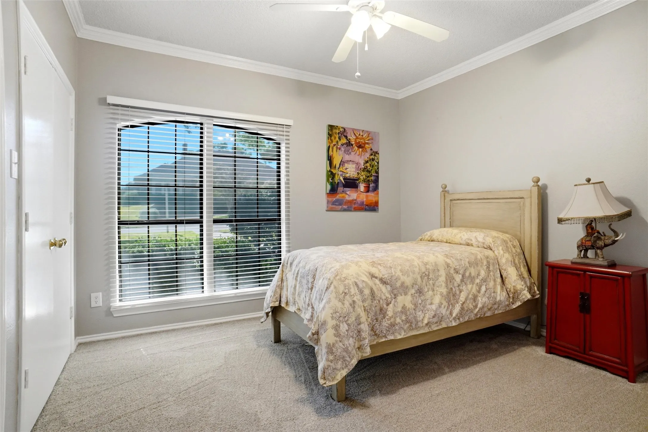 Single Family Residence For Sale in Dallas County , 220 Toler Drive, Mesquite, Texas 75149, 3 Bedroom, 2 Bathroom, 2 Garage spaces, 2,274 Sqft, built in 1985, mls#21356576, Real Estate Agent in Mesquite, Homes For Sale in Dallas county, Homes For Sale in Mesquite, Realtor in Mesquite Texas, Real Estate Brokerage Independent Realty Texas, Luminita Cordes Realtor