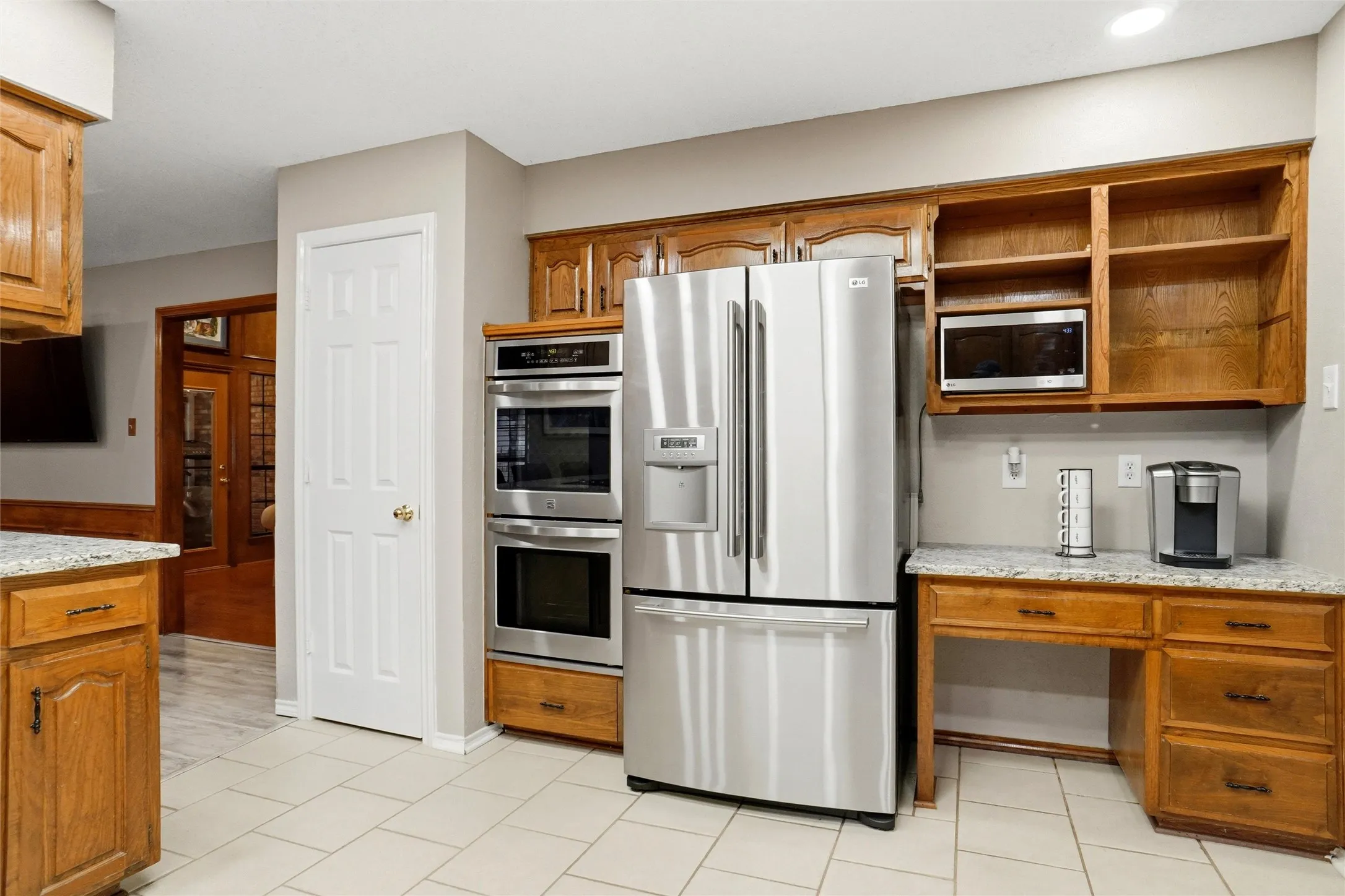 Single Family Residence For Sale in Dallas County , 220 Toler Drive, Mesquite, Texas 75149, 3 Bedroom, 2 Bathroom, 2 Garage spaces, 2,274 Sqft, built in 1985, mls#21356576, Real Estate Agent in Mesquite, Homes For Sale in Dallas county, Homes For Sale in Mesquite, Realtor in Mesquite Texas, Real Estate Brokerage Independent Realty Texas, Luminita Cordes Realtor