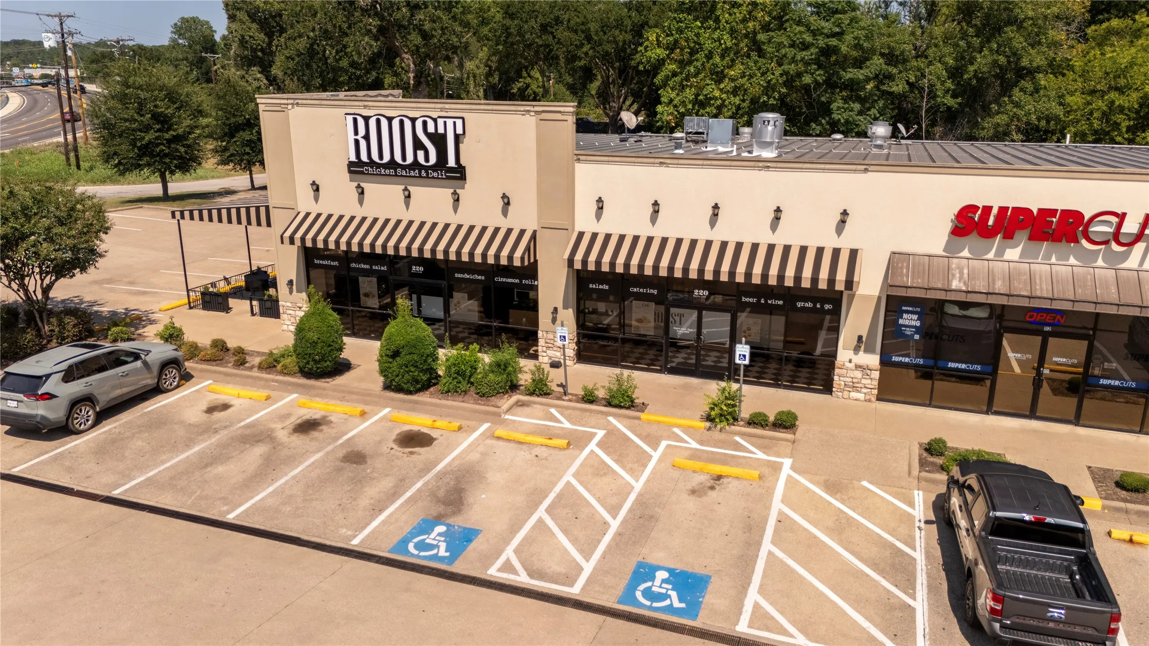 Retail For Sale in Henderson County , 210/220 CRESTWAY Drive, Athens, Texas 75751, 0, 0, Garage spaces, 0 Sqft, built in 2006, mls#21353116, Real Estate Agent in Athens, Homes For Sale in Henderson county, Homes For Sale in Athens, Realtor in Athens Texas, Real Estate Brokerage Independent Realty Texas, Luminita Cordes Realtor