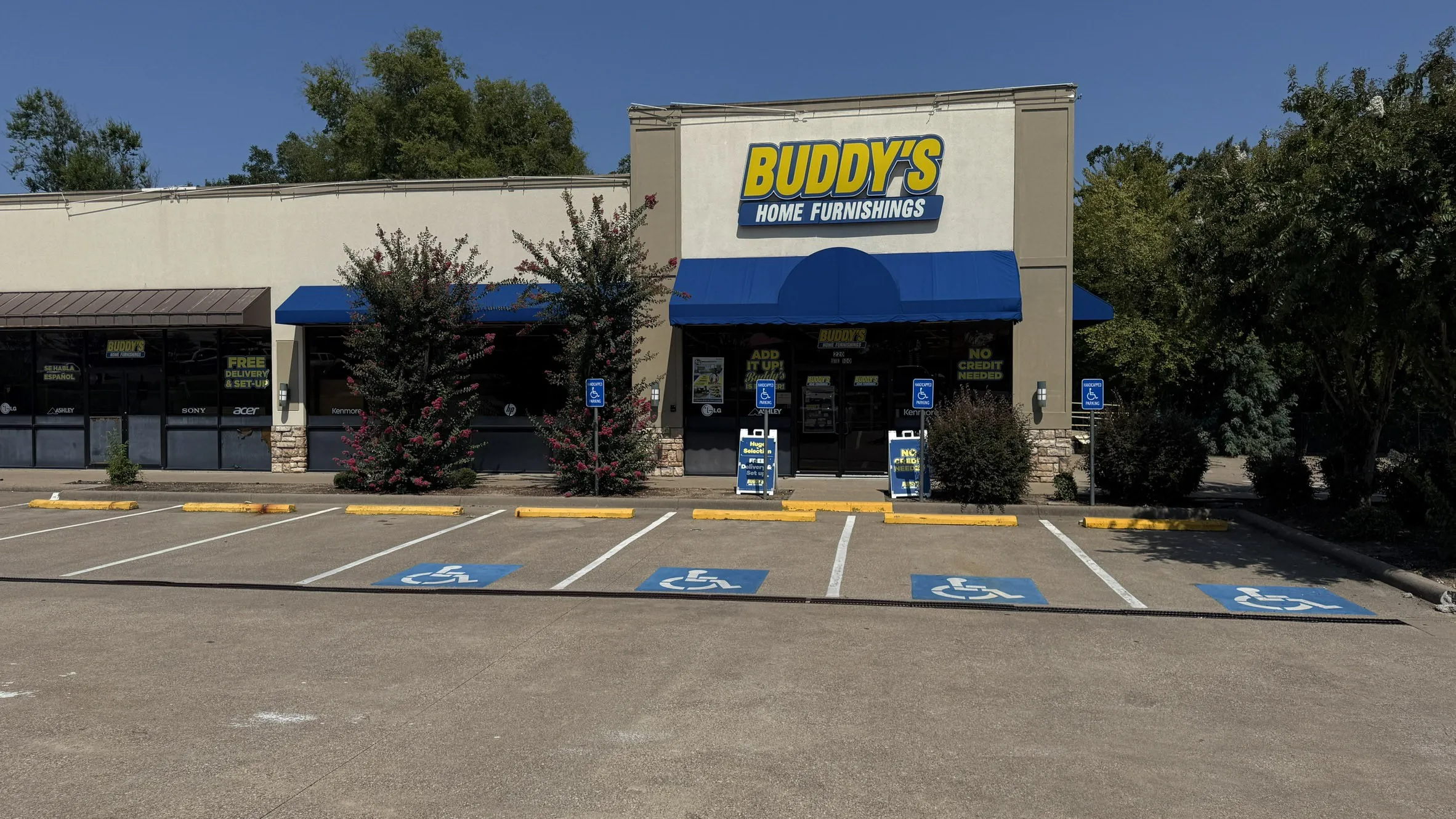 Retail For Sale in Henderson County , 210/220 CRESTWAY Drive, Athens, Texas 75751, 0, 0, Garage spaces, 0 Sqft, built in 2006, mls#21353116, Real Estate Agent in Athens, Homes For Sale in Henderson county, Homes For Sale in Athens, Realtor in Athens Texas, Real Estate Brokerage Independent Realty Texas, Luminita Cordes Realtor