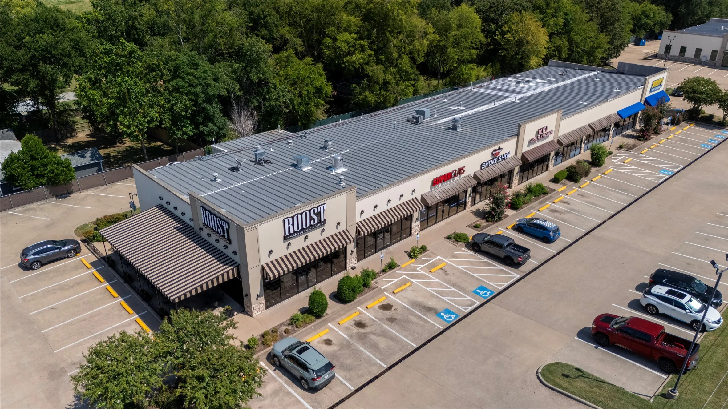 Retail For Sale in Henderson County , 210/220 CRESTWAY Drive, Athens, Texas 75751, 0, 0, Garage spaces, 0 Sqft, built in 2006, mls#21353116, Real Estate Agent in Athens, Homes For Sale in Henderson county, Homes For Sale in Athens, Realtor in Athens Texas, Real Estate Brokerage Independent Realty Texas, Luminita Cordes Realtor