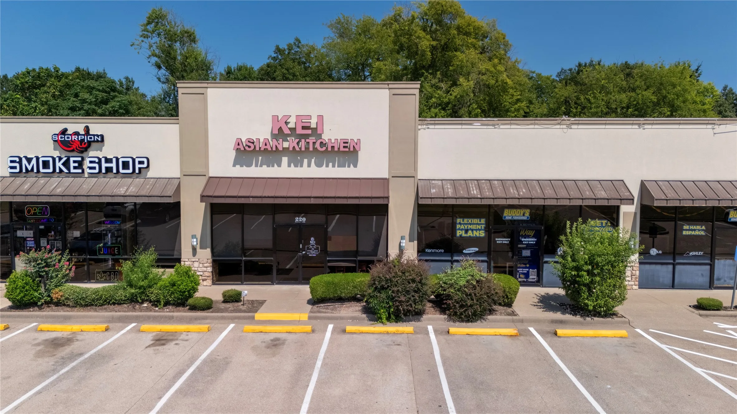 Retail For Sale in Henderson County , 210/220 CRESTWAY Drive, Athens, Texas 75751, 0, 0, Garage spaces, 0 Sqft, built in 2006, mls#21353116, Real Estate Agent in Athens, Homes For Sale in Henderson county, Homes For Sale in Athens, Realtor in Athens Texas, Real Estate Brokerage Independent Realty Texas, Luminita Cordes Realtor