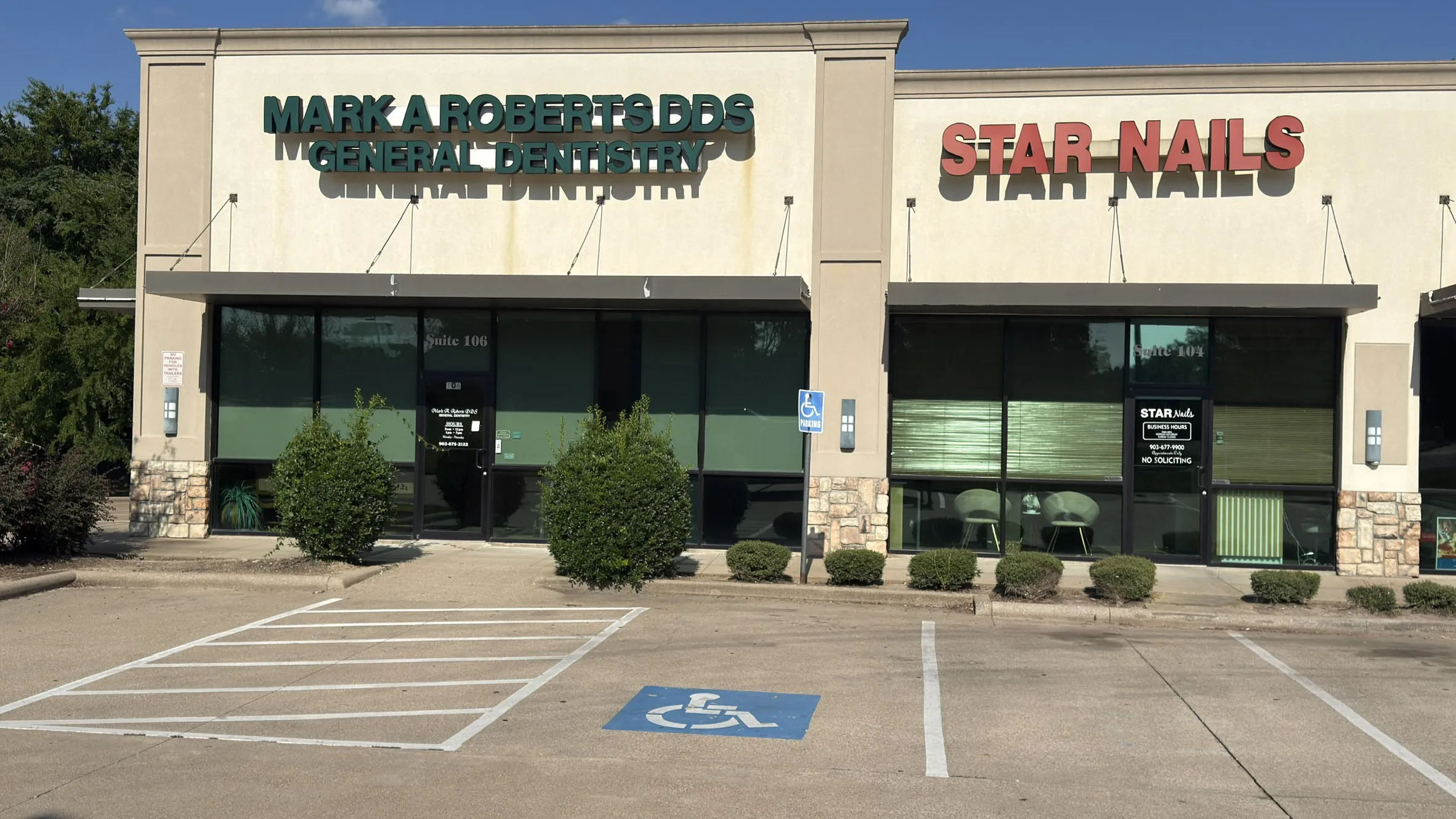 Retail For Sale in Henderson County , 210/220 CRESTWAY Drive, Athens, Texas 75751, 0, 0, Garage spaces, 0 Sqft, built in 2006, mls#21353116, Real Estate Agent in Athens, Homes For Sale in Henderson county, Homes For Sale in Athens, Realtor in Athens Texas, Real Estate Brokerage Independent Realty Texas, Luminita Cordes Realtor