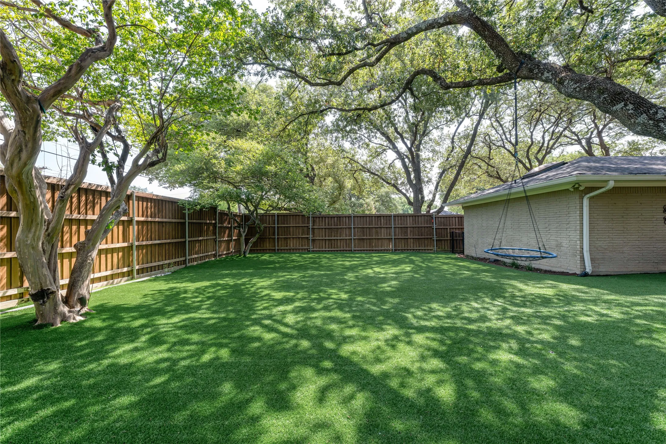 Single Family Residence For Sale in Dallas County , 7077 Joyce Way, Dallas, Texas 75225, 3 Bedroom, 4 Bathroom, 2 Garage spaces, 2,893 Sqft, built in 1966, mls#21353773, Real Estate Agent in Dallas, Homes For Sale in Dallas county, Homes For Sale in Dallas, Realtor in Dallas Texas, Real Estate Brokerage Independent Realty Texas, Luminita Cordes Realtor
