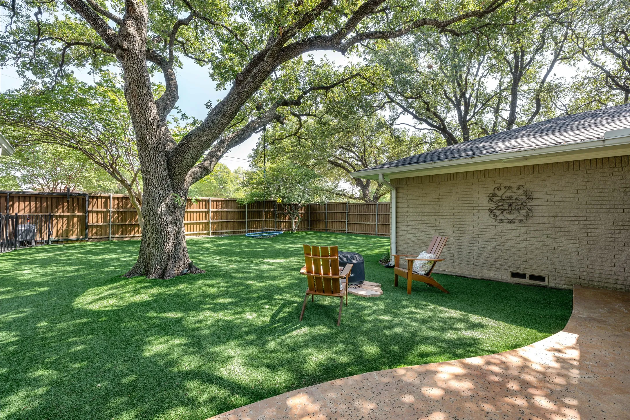 Single Family Residence For Sale in Dallas County , 7077 Joyce Way, Dallas, Texas 75225, 3 Bedroom, 4 Bathroom, 2 Garage spaces, 2,893 Sqft, built in 1966, mls#21353773, Real Estate Agent in Dallas, Homes For Sale in Dallas county, Homes For Sale in Dallas, Realtor in Dallas Texas, Real Estate Brokerage Independent Realty Texas, Luminita Cordes Realtor