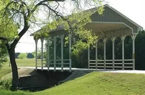 Covered bridge structure