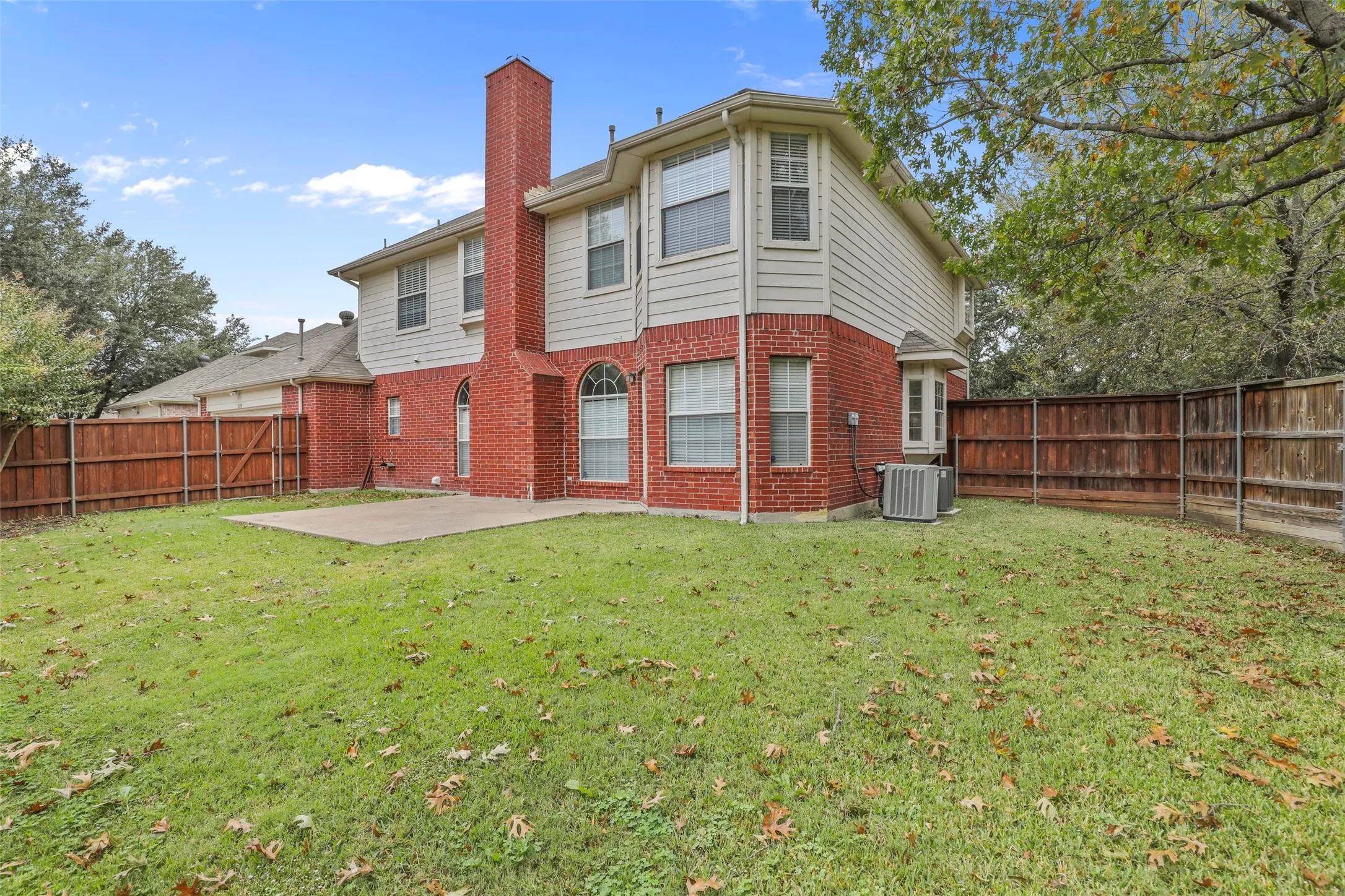 Single Family Residence For Rent in Collin County , 2810 Glenwick Court, Richardson, Texas 75082, 3 Bedroom, 3 Bathroom, 2 Garage spaces, 2,672 Sqft, built in 1997, mls#21358189, Real Estate Agent in Richardson, Homes For Rent in Collin county, Homes For Rent in Richardson, Realtor in Richardson Texas, Real Estate Brokerage Independent Realty Texas, Luminita Cordes Realtor