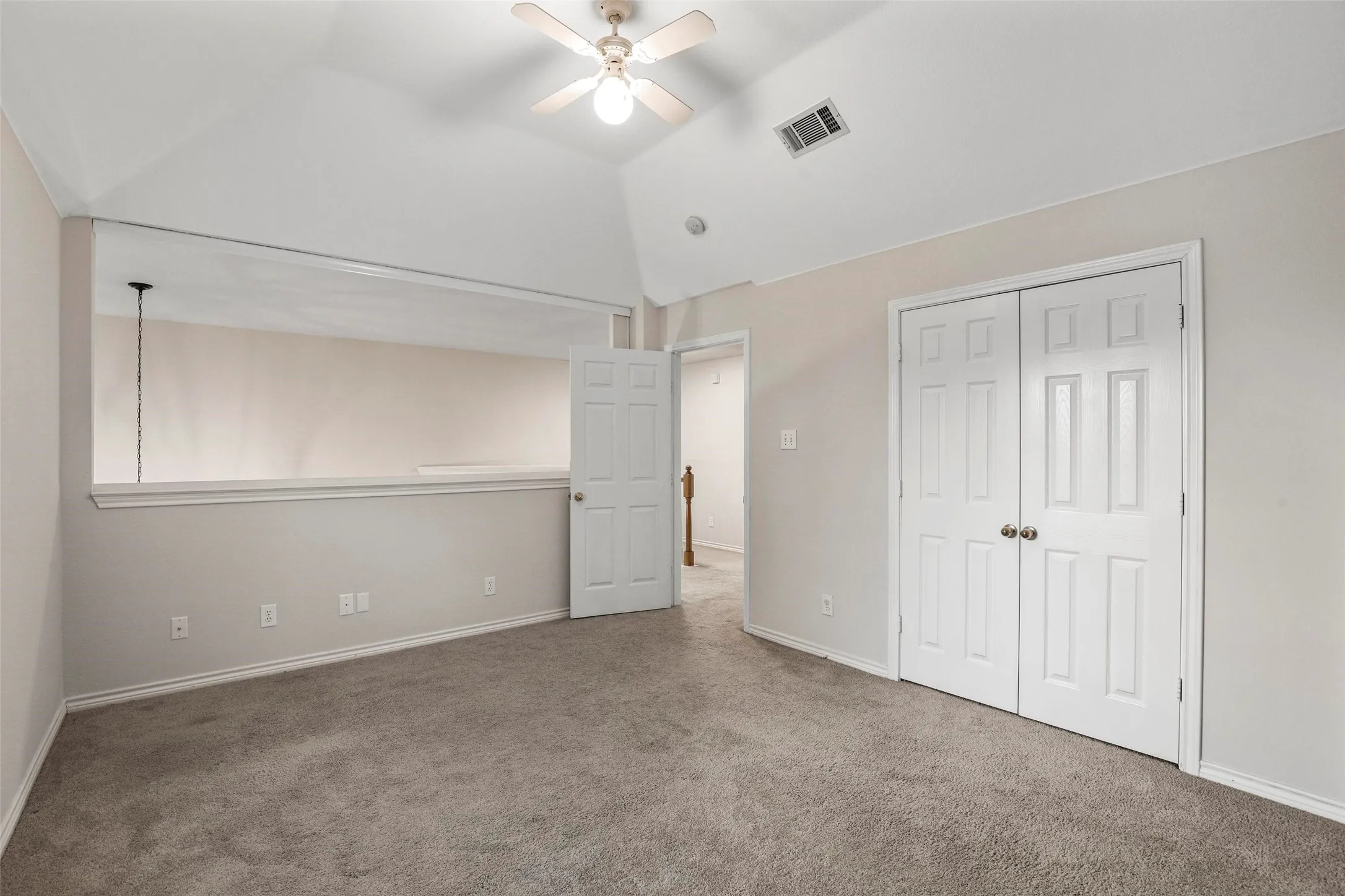 Single Family Residence For Rent in Collin County , 2810 Glenwick Court, Richardson, Texas 75082, 3 Bedroom, 3 Bathroom, 2 Garage spaces, 2,672 Sqft, built in 1997, mls#21358189, Real Estate Agent in Richardson, Homes For Rent in Collin county, Homes For Rent in Richardson, Realtor in Richardson Texas, Real Estate Brokerage Independent Realty Texas, Luminita Cordes Realtor