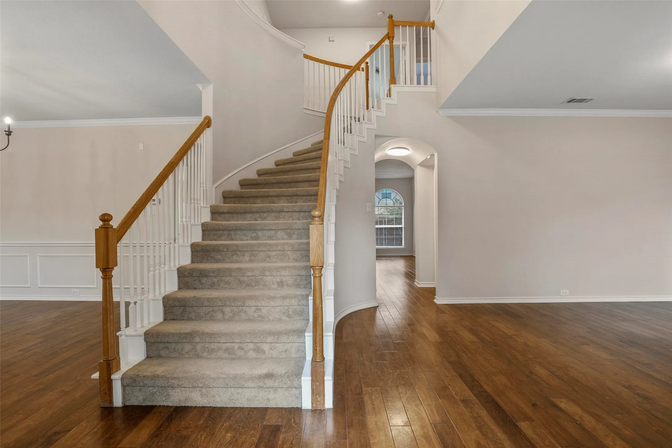 Single Family Residence For Rent in Collin County , 2810 Glenwick Court, Richardson, Texas 75082, 3 Bedroom, 3 Bathroom, 2 Garage spaces, 2,672 Sqft, built in 1997, mls#21358189, Real Estate Agent in Richardson, Homes For Rent in Collin county, Homes For Rent in Richardson, Realtor in Richardson Texas, Real Estate Brokerage Independent Realty Texas, Luminita Cordes Realtor