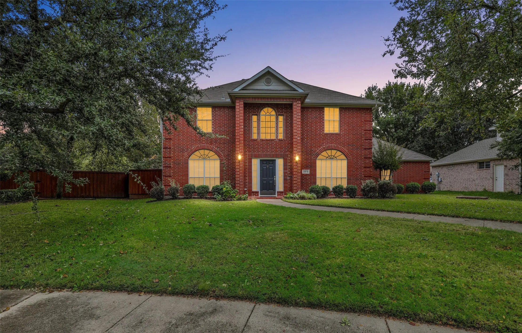 Single Family Residence For Rent in Collin County , 2810 Glenwick Court, Richardson, Texas 75082, 3 Bedroom, 3 Bathroom, 2 Garage spaces, 2,672 Sqft, built in 1997, mls#21358189, Real Estate Agent in Richardson, Homes For Rent in Collin county, Homes For Rent in Richardson, Realtor in Richardson Texas, Real Estate Brokerage Independent Realty Texas, Luminita Cordes Realtor