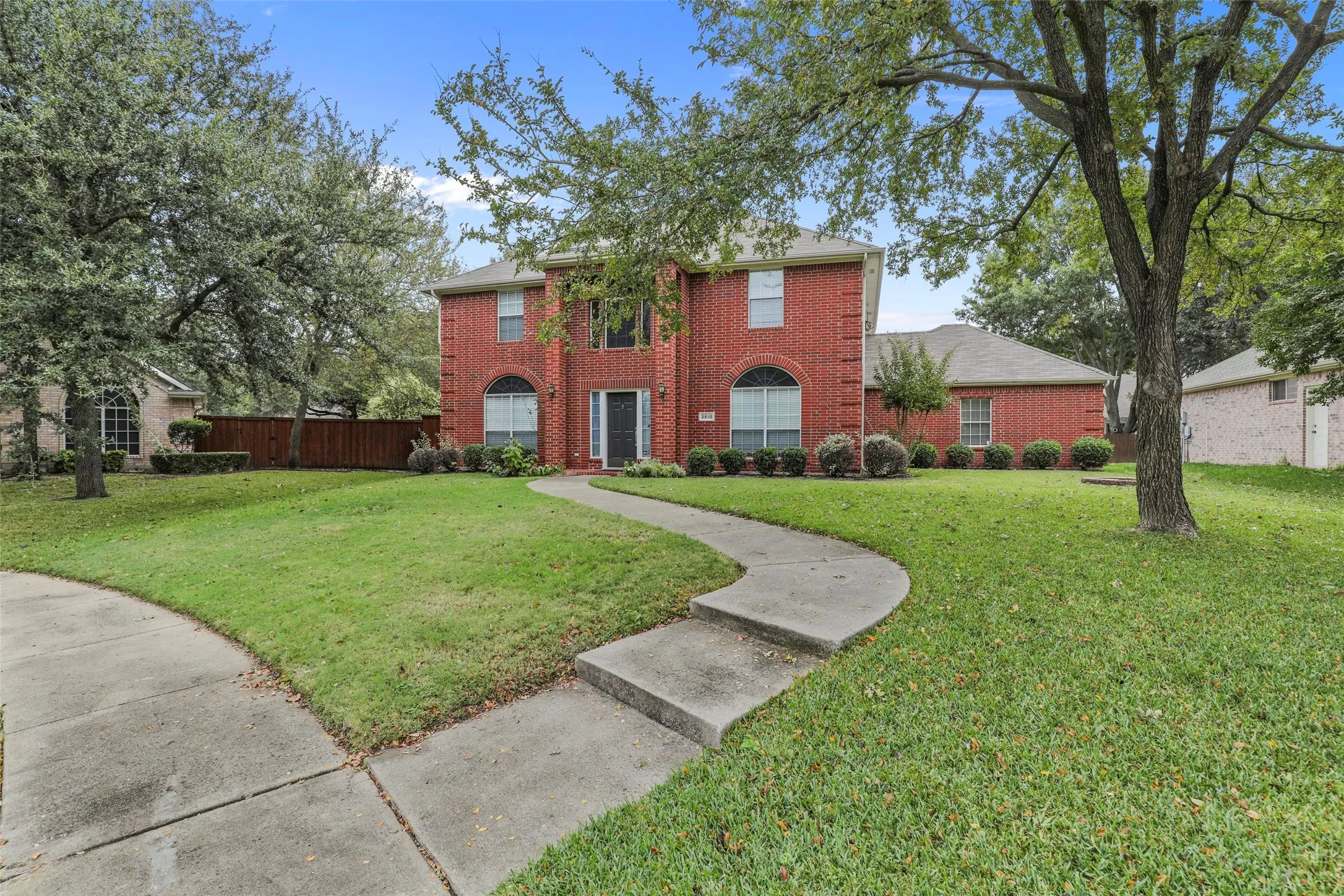 Single Family Residence For Rent in Collin County , 2810 Glenwick Court, Richardson, Texas 75082, 3 Bedroom, 3 Bathroom, 2 Garage spaces, 2,672 Sqft, built in 1997, mls#21358189, Real Estate Agent in Richardson, Homes For Rent in Collin county, Homes For Rent in Richardson, Realtor in Richardson Texas, Real Estate Brokerage Independent Realty Texas, Luminita Cordes Realtor