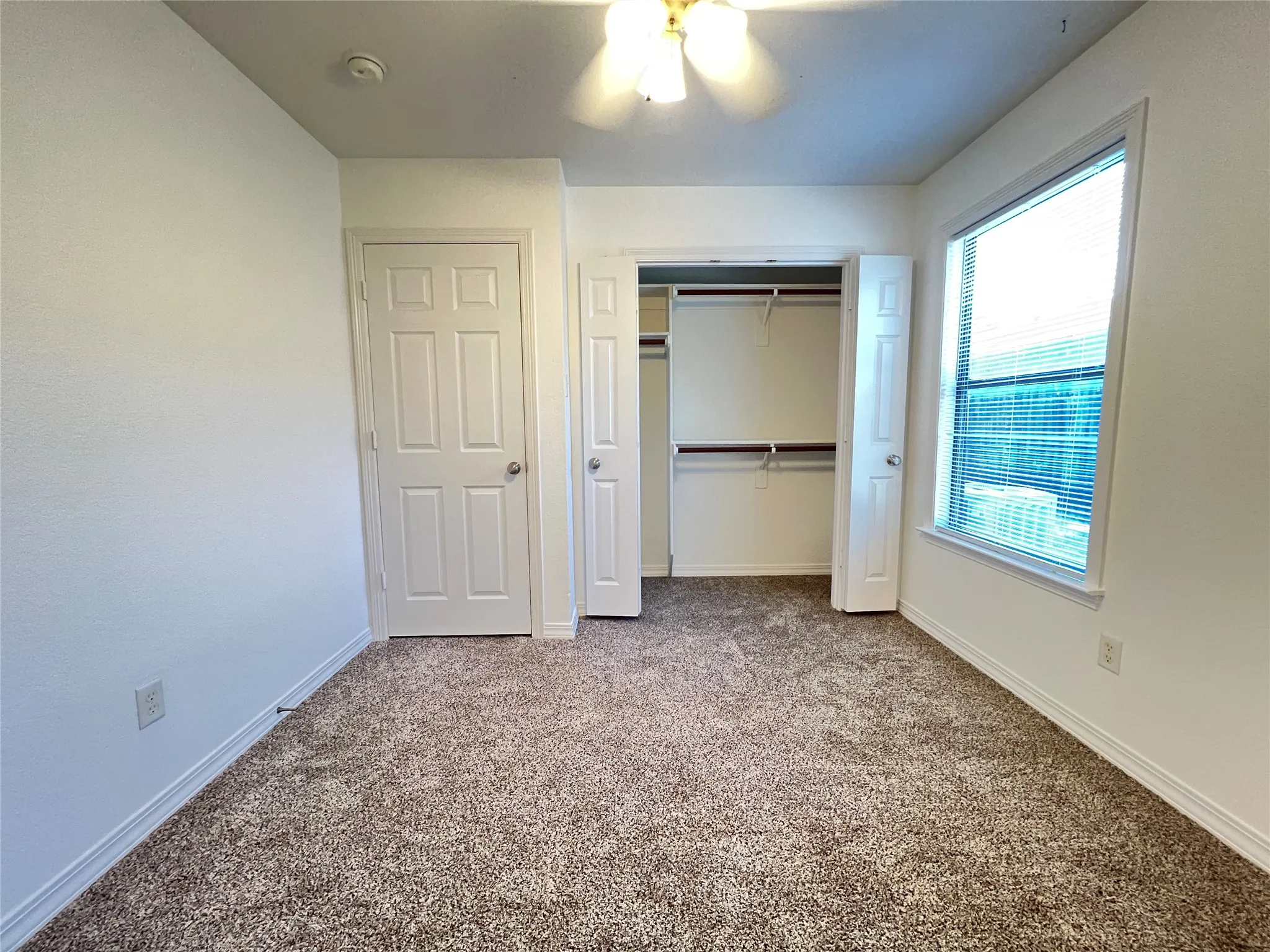 Single Family Residence For Rent in Wise County , 403 W Oak Street, Decatur, Texas 76234, 3 Bedroom, 2 Bathroom, Garage spaces, 1,140 Sqft, built in 2006, mls#21358192, Real Estate Agent in Decatur, Homes For Rent in Wise county, Homes For Rent in Decatur, Realtor in Decatur Texas, Real Estate Brokerage Independent Realty Texas, Luminita Cordes Realtor