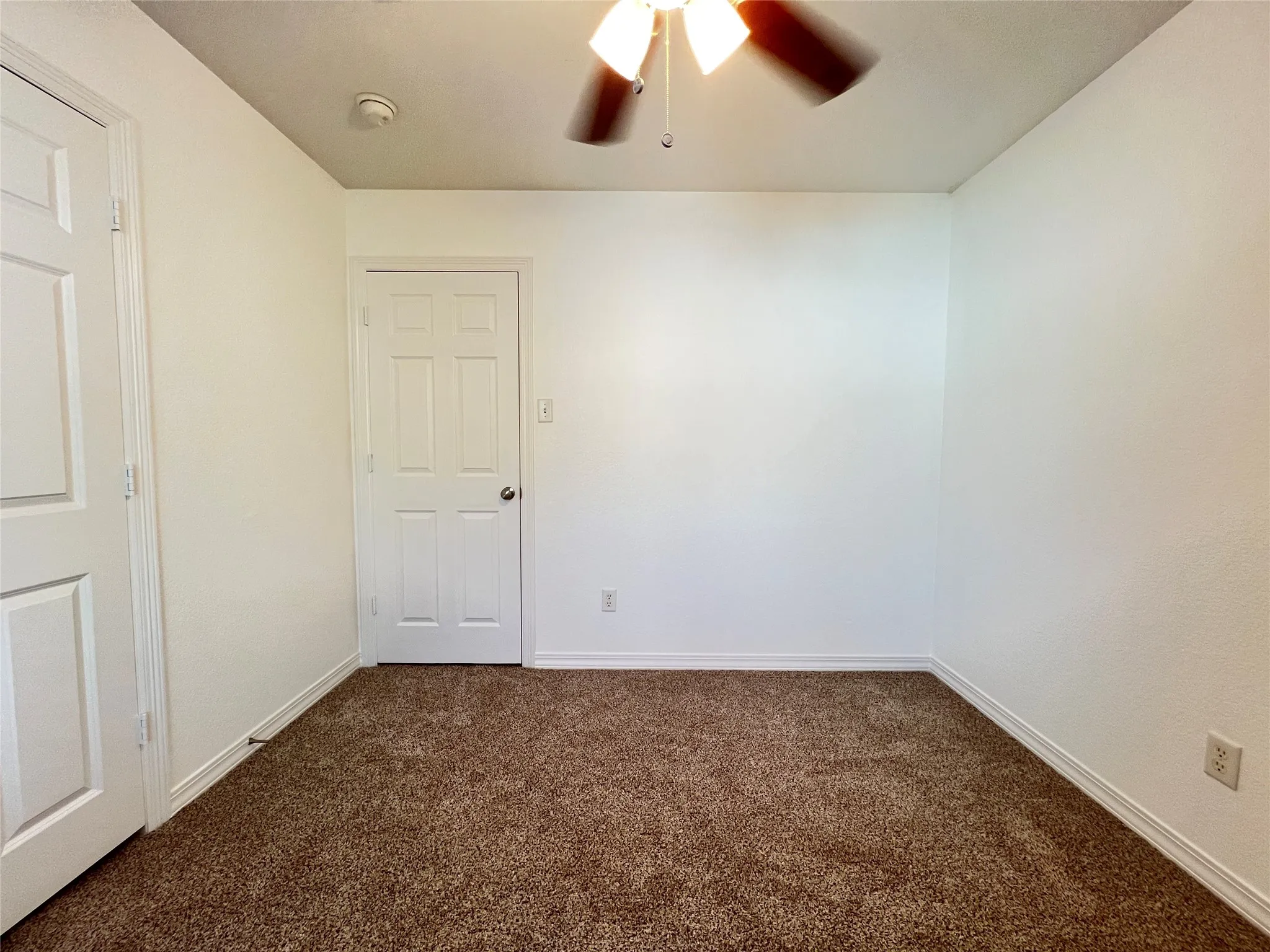 Single Family Residence For Rent in Wise County , 403 W Oak Street, Decatur, Texas 76234, 3 Bedroom, 2 Bathroom, Garage spaces, 1,140 Sqft, built in 2006, mls#21358192, Real Estate Agent in Decatur, Homes For Rent in Wise county, Homes For Rent in Decatur, Realtor in Decatur Texas, Real Estate Brokerage Independent Realty Texas, Luminita Cordes Realtor