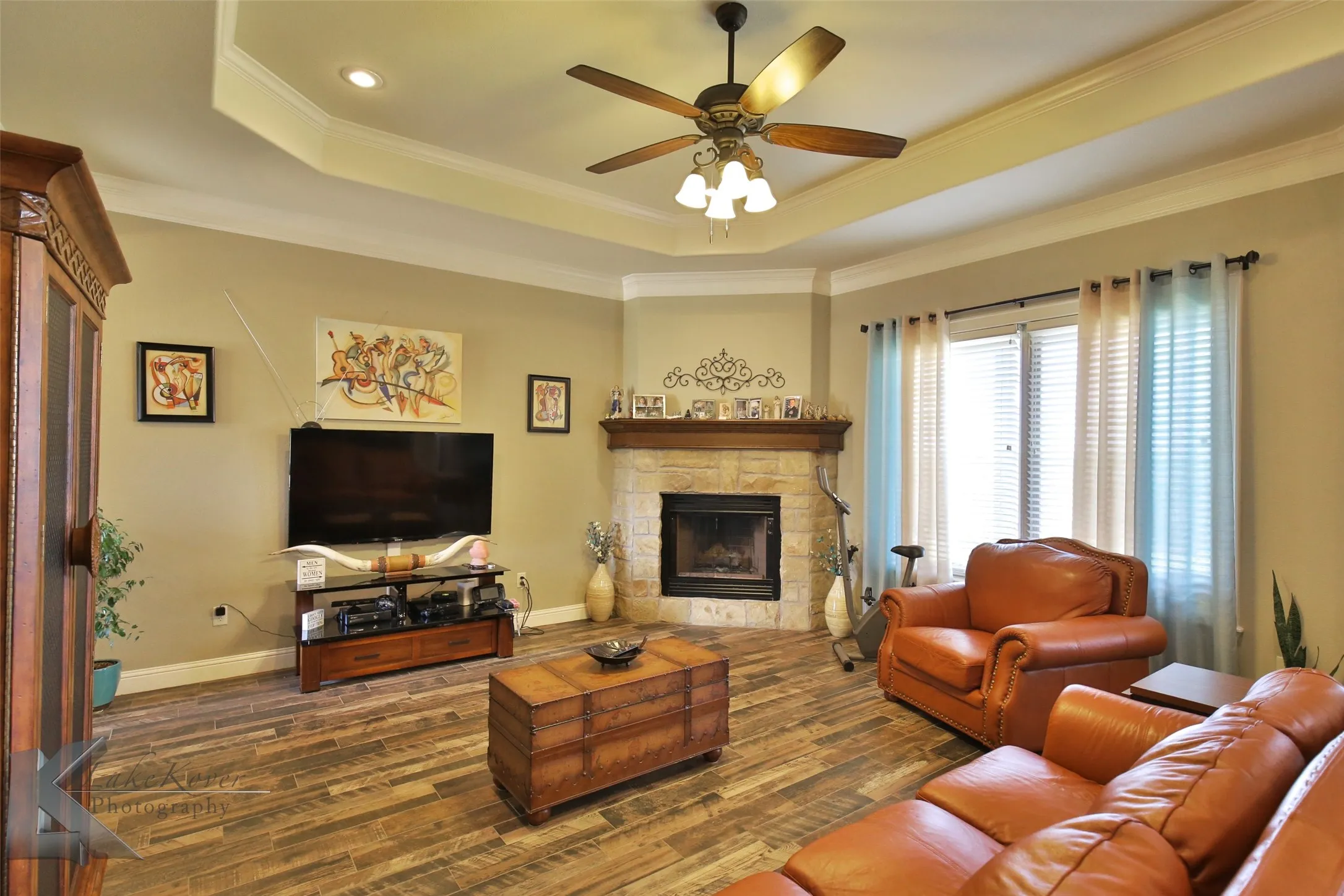 Single Family Residence For Sale in Taylor County , 7210 Raven Court, Abilene, Texas 79602, 4 Bedroom, 2 Bathroom, 2 Garage spaces, 2,010 Sqft, built in 2016, mls#21358193, Real Estate Agent in Abilene, Homes For Sale in Taylor county, Homes For Sale in Abilene, Realtor in Abilene Texas, Real Estate Brokerage Independent Realty Texas, Luminita Cordes Realtor