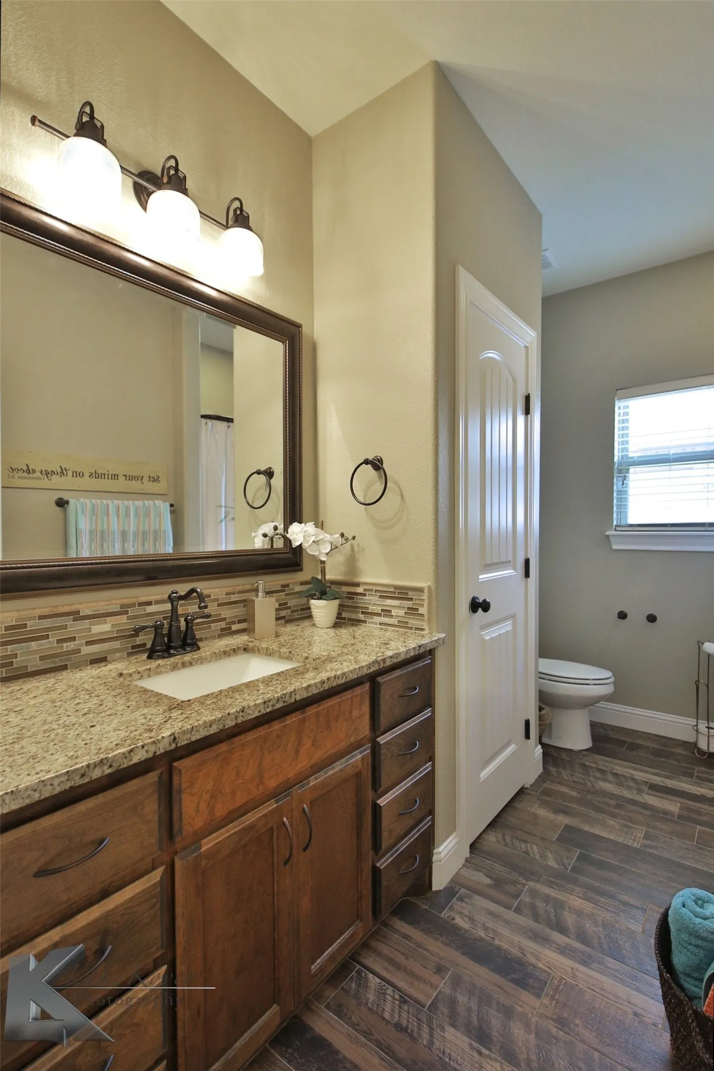 Single Family Residence For Sale in Taylor County , 7210 Raven Court, Abilene, Texas 79602, 4 Bedroom, 2 Bathroom, 2 Garage spaces, 2,010 Sqft, built in 2016, mls#21358193, Real Estate Agent in Abilene, Homes For Sale in Taylor county, Homes For Sale in Abilene, Realtor in Abilene Texas, Real Estate Brokerage Independent Realty Texas, Luminita Cordes Realtor