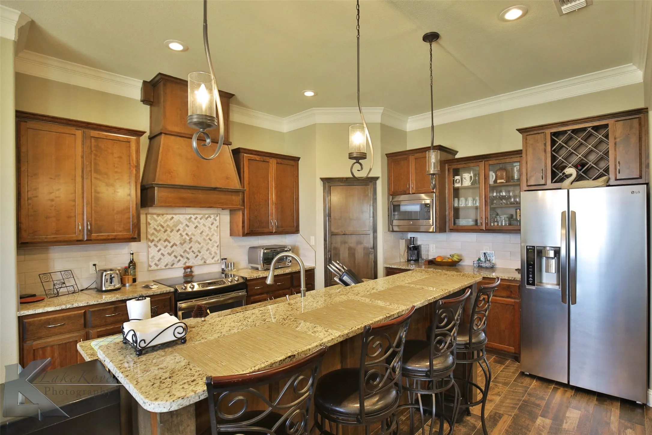 Single Family Residence For Sale in Taylor County , 7210 Raven Court, Abilene, Texas 79602, 4 Bedroom, 2 Bathroom, 2 Garage spaces, 2,010 Sqft, built in 2016, mls#21358193, Real Estate Agent in Abilene, Homes For Sale in Taylor county, Homes For Sale in Abilene, Realtor in Abilene Texas, Real Estate Brokerage Independent Realty Texas, Luminita Cordes Realtor