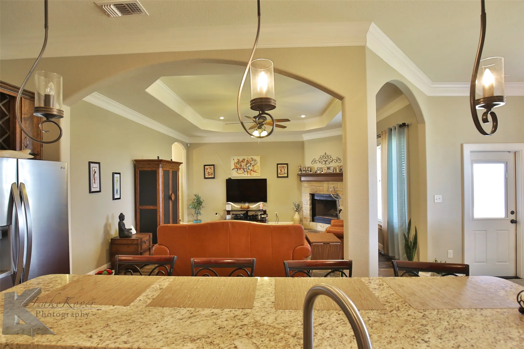Single Family Residence For Sale in Taylor County , 7210 Raven Court, Abilene, Texas 79602, 4 Bedroom, 2 Bathroom, 2 Garage spaces, 2,010 Sqft, built in 2016, mls#21358193, Real Estate Agent in Abilene, Homes For Sale in Taylor county, Homes For Sale in Abilene, Realtor in Abilene Texas, Real Estate Brokerage Independent Realty Texas, Luminita Cordes Realtor