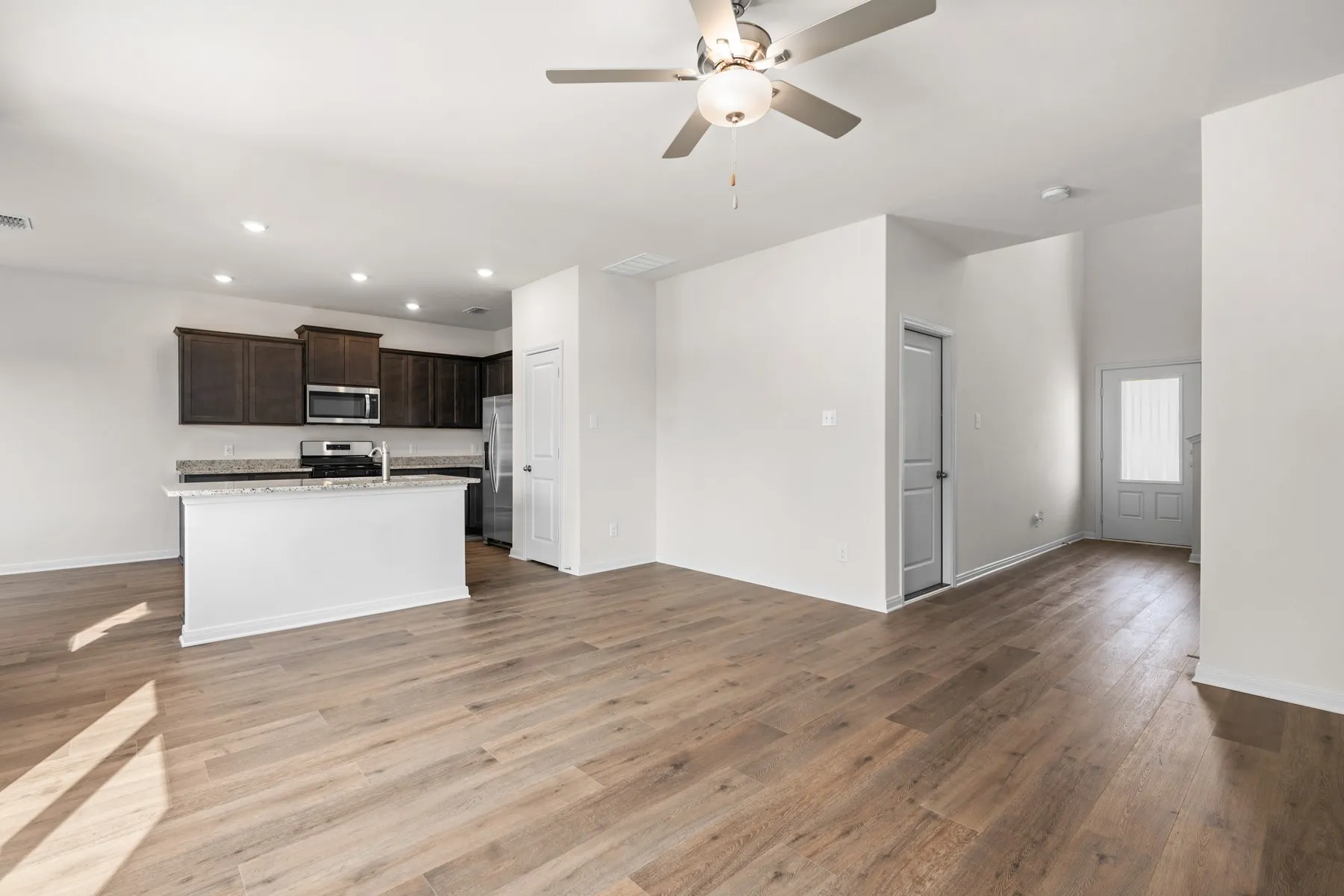 Single Family Residence For Rent in Denton County , 8433 White Wolf Trail, Ponder, Texas 76259, 3 Bedroom, 3 Bathroom, 2 Garage spaces, 2,232 Sqft, built in 2026, mls#21358198, Real Estate Agent in Ponder, Homes For Rent in Denton county, Homes For Rent in Ponder, Realtor in Ponder Texas, Real Estate Brokerage Independent Realty Texas, Luminita Cordes Realtor