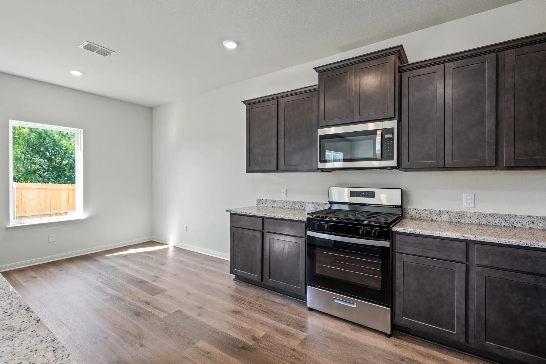 Single Family Residence For Rent in Denton County , 8433 White Wolf Trail, Ponder, Texas 76259, 3 Bedroom, 3 Bathroom, 2 Garage spaces, 2,232 Sqft, built in 2026, mls#21358198, Real Estate Agent in Ponder, Homes For Rent in Denton county, Homes For Rent in Ponder, Realtor in Ponder Texas, Real Estate Brokerage Independent Realty Texas, Luminita Cordes Realtor
