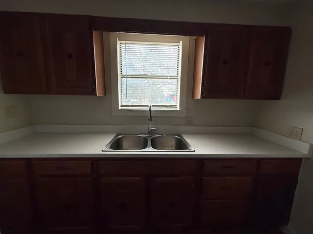 Single Family Residence For Rent in Taylor County , 1750 Walnut Street, Abilene, Texas 79601, 3 Bedroom, 1 Bathroom, Garage spaces, 1,156 Sqft, built in 1945, mls#21358204, Real Estate Agent in Abilene, Homes For Rent in Taylor county, Homes For Rent in Abilene, Realtor in Abilene Texas, Real Estate Brokerage Independent Realty Texas, Luminita Cordes Realtor