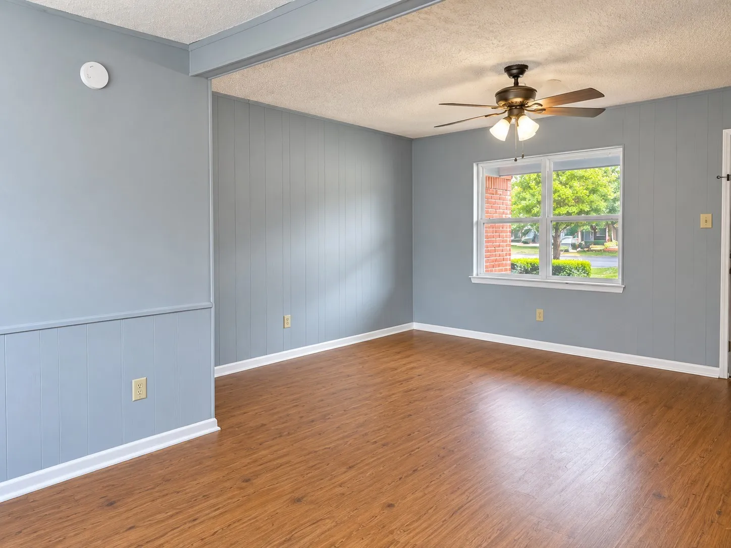 Living room with fresh paint