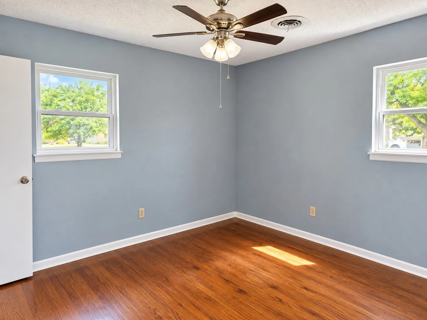 Single Family Residence For Sale in Callahan County , 156 George Scott Street, Cross Plains, Texas 76443, 3 Bedroom, 2 Bathroom, 1 Garage spaces, 1,064 Sqft, built in 1958, mls#21358213, Real Estate Agent in Cross Plains, Homes For Sale in Callahan county, Homes For Sale in Cross Plains, Realtor in Cross Plains Texas, Real Estate Brokerage Independent Realty Texas, Luminita Cordes Realtor