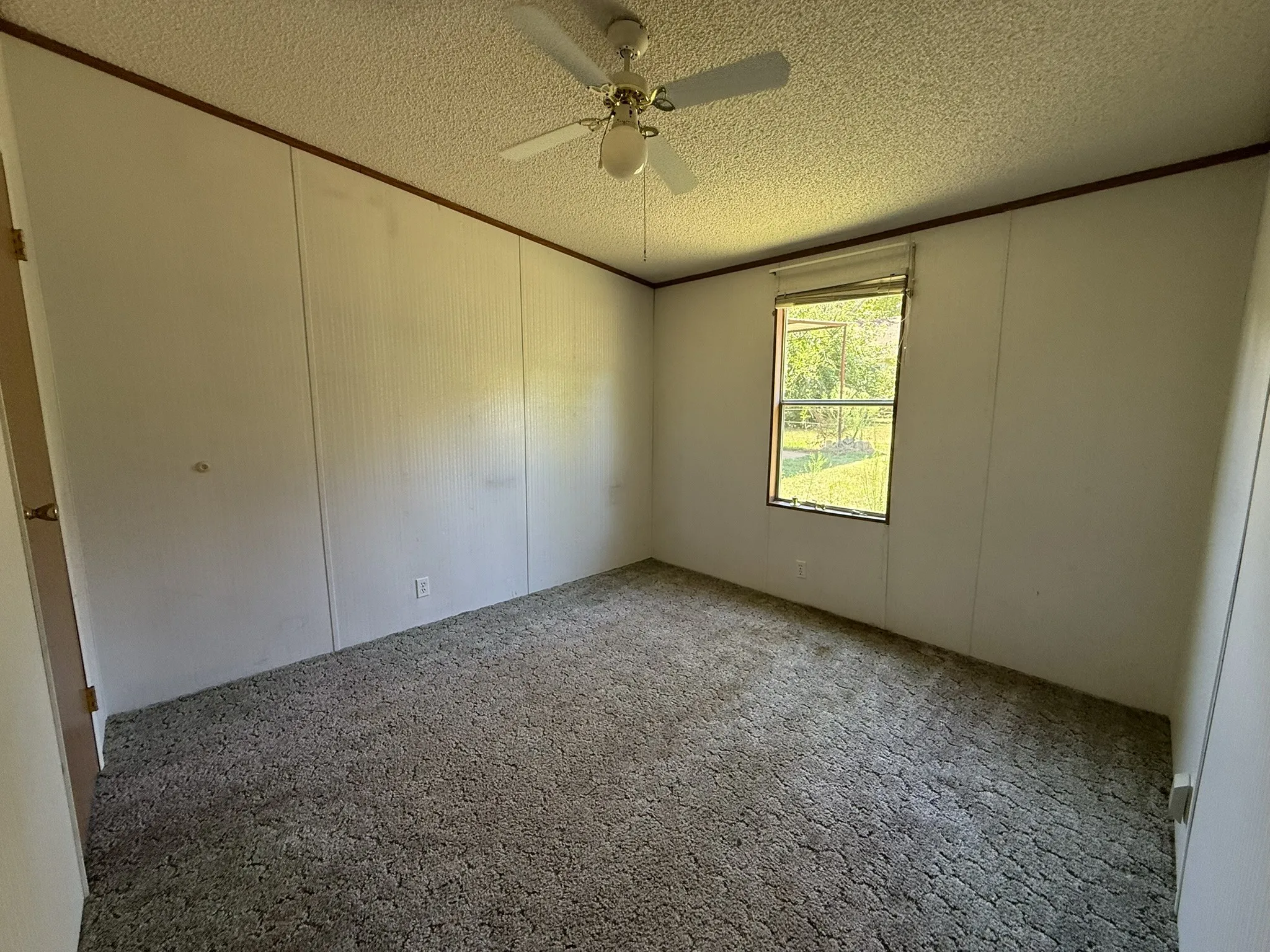 Manufactured Home For Sale in Van Zandt County , 13804 FM 279, Chandler, Texas 75758, 5 Bedroom, 2 Bathroom, Garage spaces, 2,128 Sqft, built in 1997, mls#21356776, Real Estate Agent in Chandler, Homes For Sale in Van Zandt county, Homes For Sale in Chandler, Realtor in Chandler Texas, Real Estate Brokerage Independent Realty Texas, Luminita Cordes Realtor