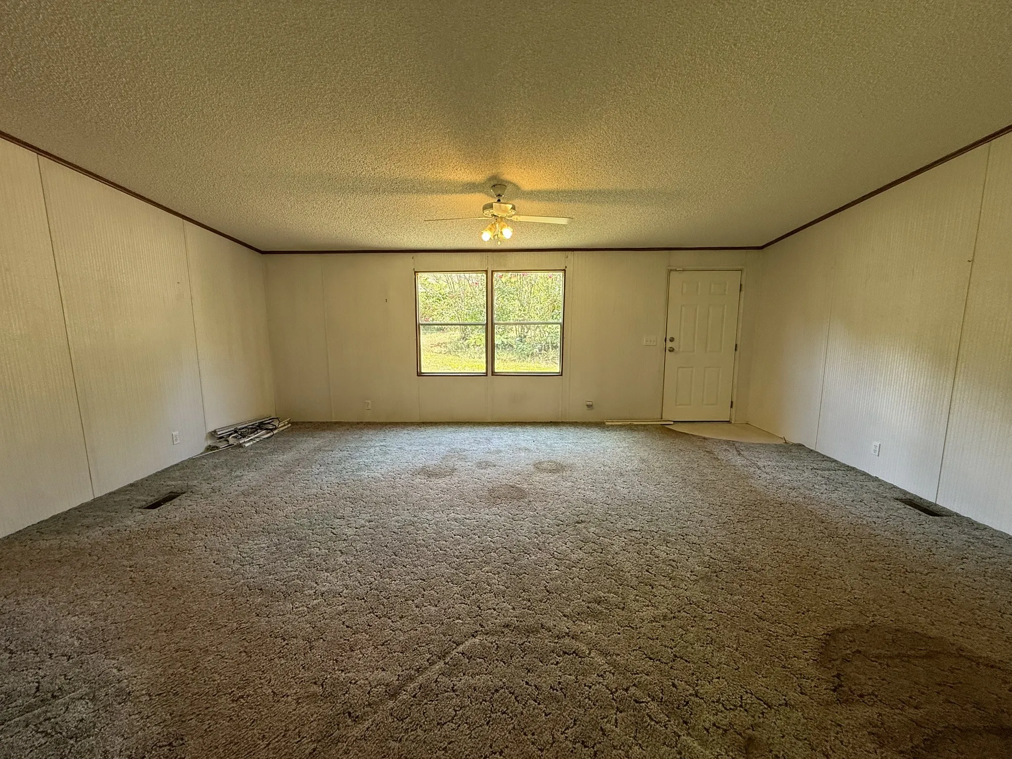 Manufactured Home For Sale in Van Zandt County , 13804 FM 279, Chandler, Texas 75758, 5 Bedroom, 2 Bathroom, Garage spaces, 2,128 Sqft, built in 1997, mls#21356776, Real Estate Agent in Chandler, Homes For Sale in Van Zandt county, Homes For Sale in Chandler, Realtor in Chandler Texas, Real Estate Brokerage Independent Realty Texas, Luminita Cordes Realtor