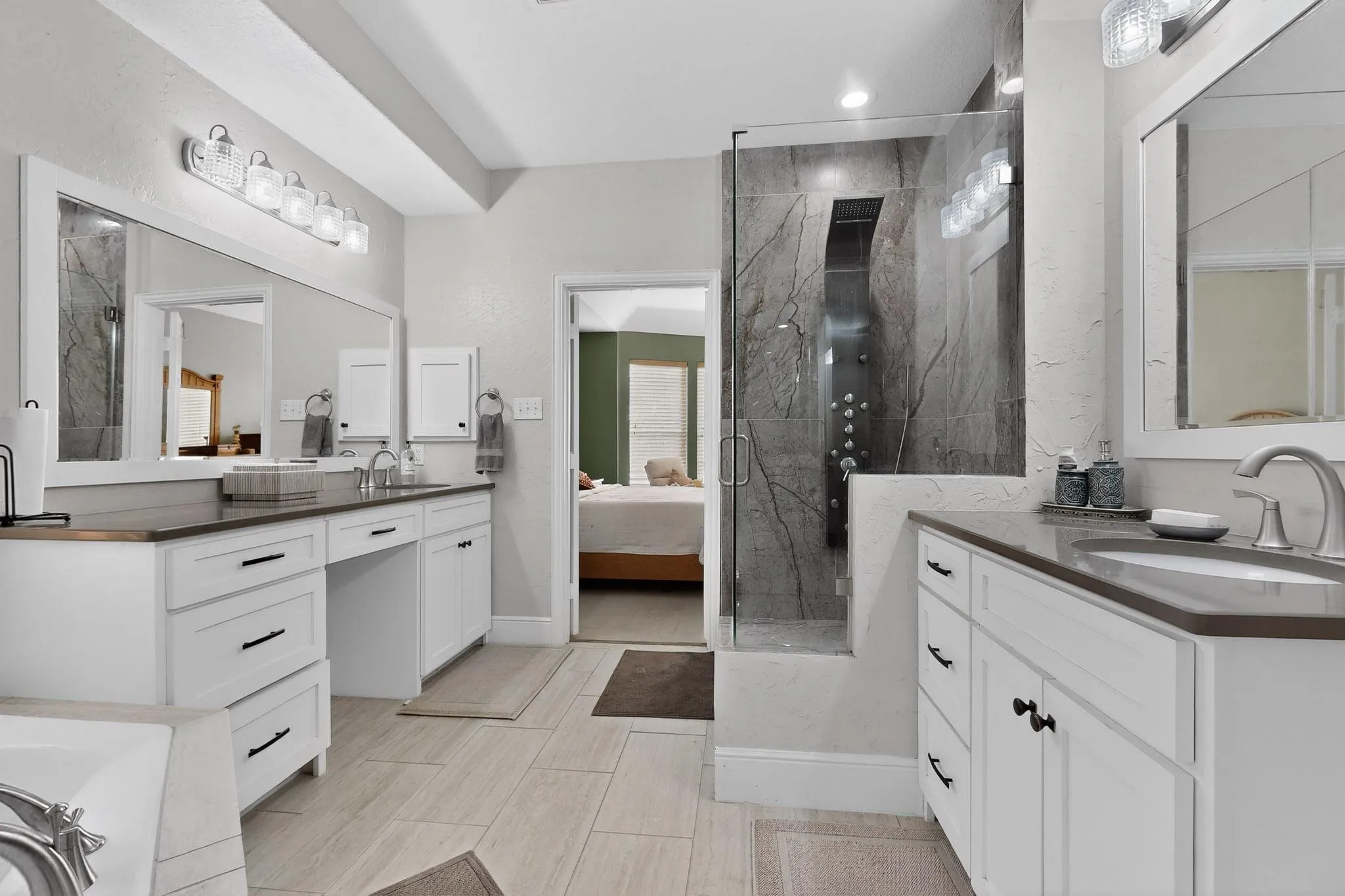 Single Family Residence For Sale in Collin County , 10051 Plainsman Lane, Frisco, Texas 75035, 4 Bedroom, 3 Bathroom, 2 Garage spaces, 3,535 Sqft, built in 2005, mls#21358218, Real Estate Agent in Frisco, Homes For Sale in Collin county, Homes For Sale in Frisco, Realtor in Frisco Texas, Real Estate Brokerage Independent Realty Texas, Luminita Cordes Realtor