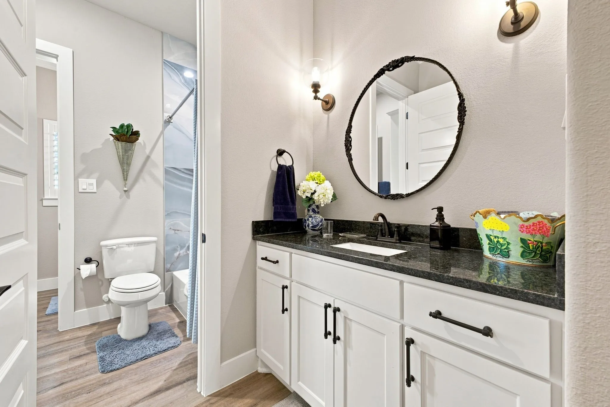 Single Family Residence For Sale in Navarro County , 215 Tonkawa Trail, Corsicana, Texas 75109, 3 Bedroom, 3 Bathroom, 3 Garage spaces, 2,609 Sqft, built in 2022, mls#21357723, Real Estate Agent in Corsicana, Homes For Sale in Navarro county, Homes For Sale in Corsicana, Realtor in Corsicana Texas, Real Estate Brokerage Independent Realty Texas, Luminita Cordes Realtor