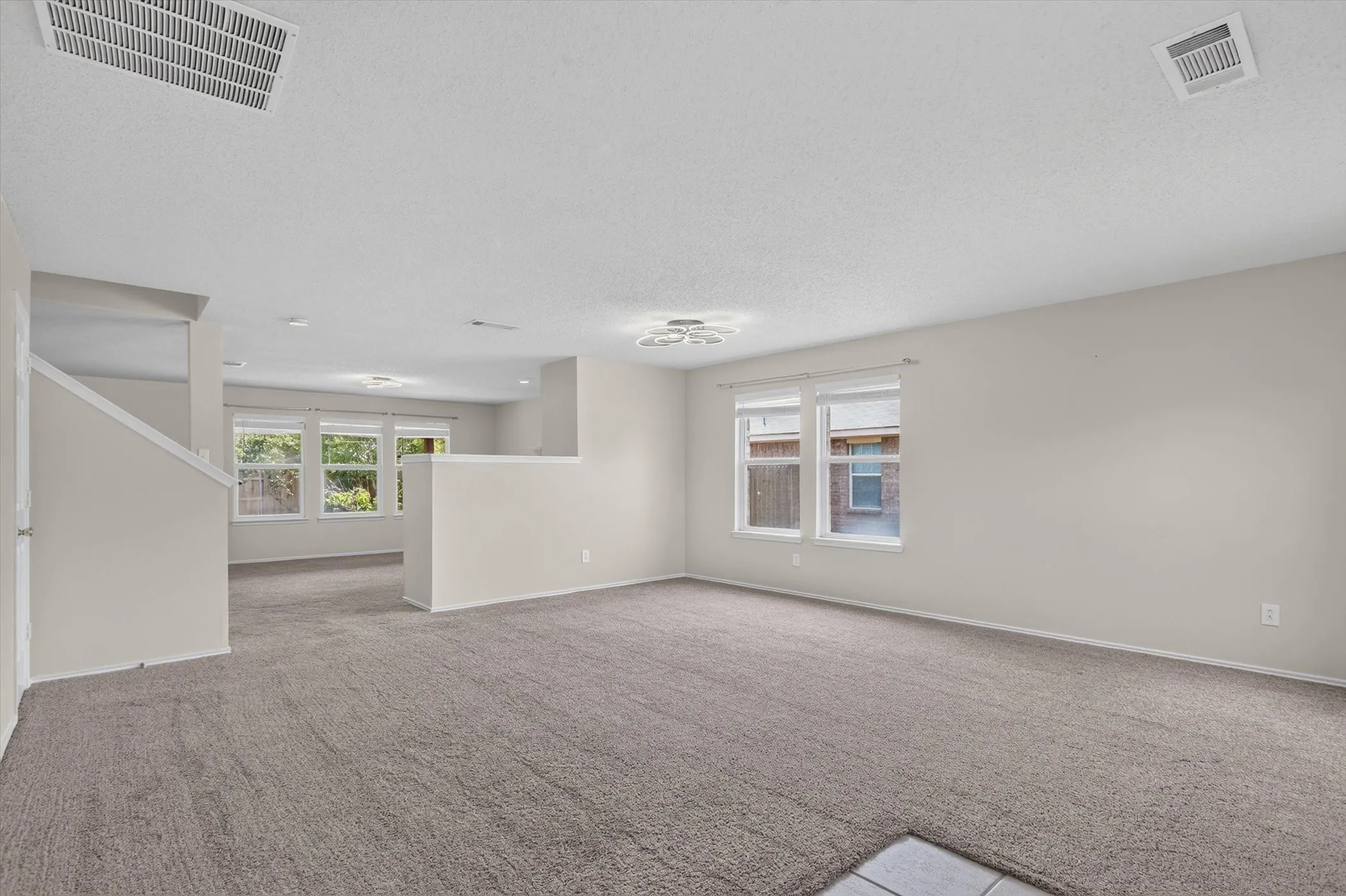 Single Family Residence For Sale in Tarrant County , 2427 Arroyo Springs Drive, Grand Prairie, Texas 75052, 3 Bedroom, 3 Bathroom, 2 Garage spaces, 2,437 Sqft, built in 2004, Price $359,999, mls#21358240, Real Estate Agent in Grand Prairie, Homes For Sale in Tarrant county, Homes For Sale in Grand Prairie, Realtor in Grand Prairie Texas, Real Estate Brokerage Independent Realty Texas, Luminita Cordes Realtor