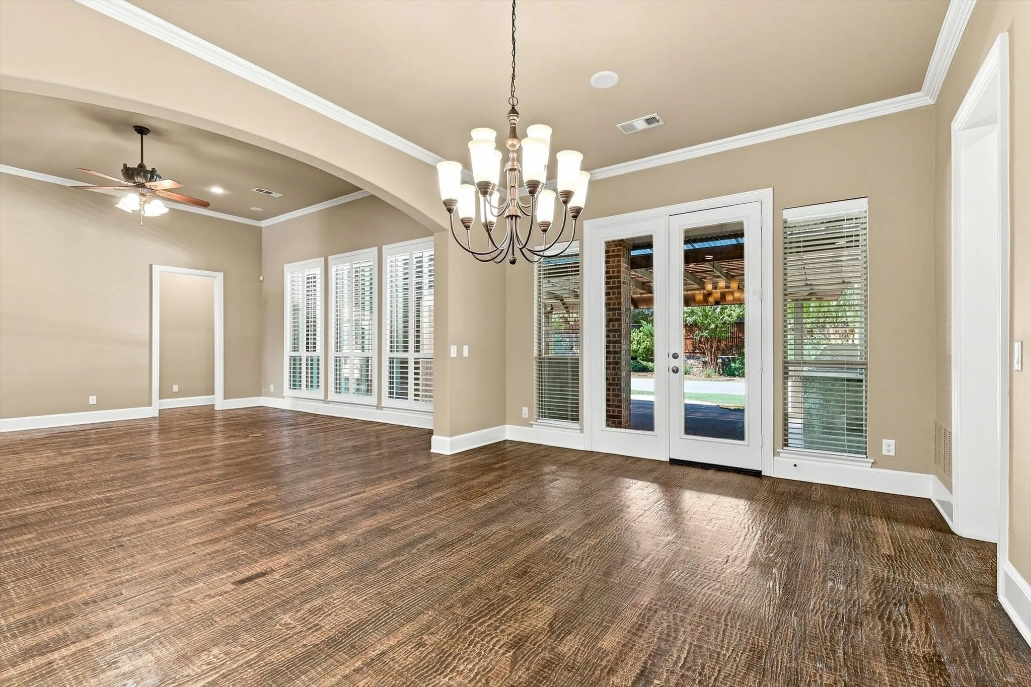 Single Family Residence For Rent in Denton County , 731 Lockridge Road, Lantana, Texas 76226, 5 Bedroom, 5 Bathroom, 3 Garage spaces, 4,484 Sqft, built in 2005, mls#21343624, Real Estate Agent in Lantana, Homes For Rent in Denton county, Homes For Rent in Lantana, Realtor in Lantana Texas, Real Estate Brokerage Independent Realty Texas, Luminita Cordes Realtor