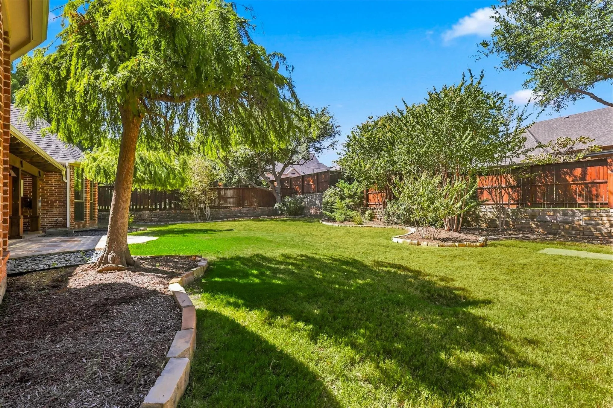 Single Family Residence For Rent in Denton County , 731 Lockridge Road, Lantana, Texas 76226, 5 Bedroom, 5 Bathroom, 3 Garage spaces, 4,484 Sqft, built in 2005, mls#21343624, Real Estate Agent in Lantana, Homes For Rent in Denton county, Homes For Rent in Lantana, Realtor in Lantana Texas, Real Estate Brokerage Independent Realty Texas, Luminita Cordes Realtor