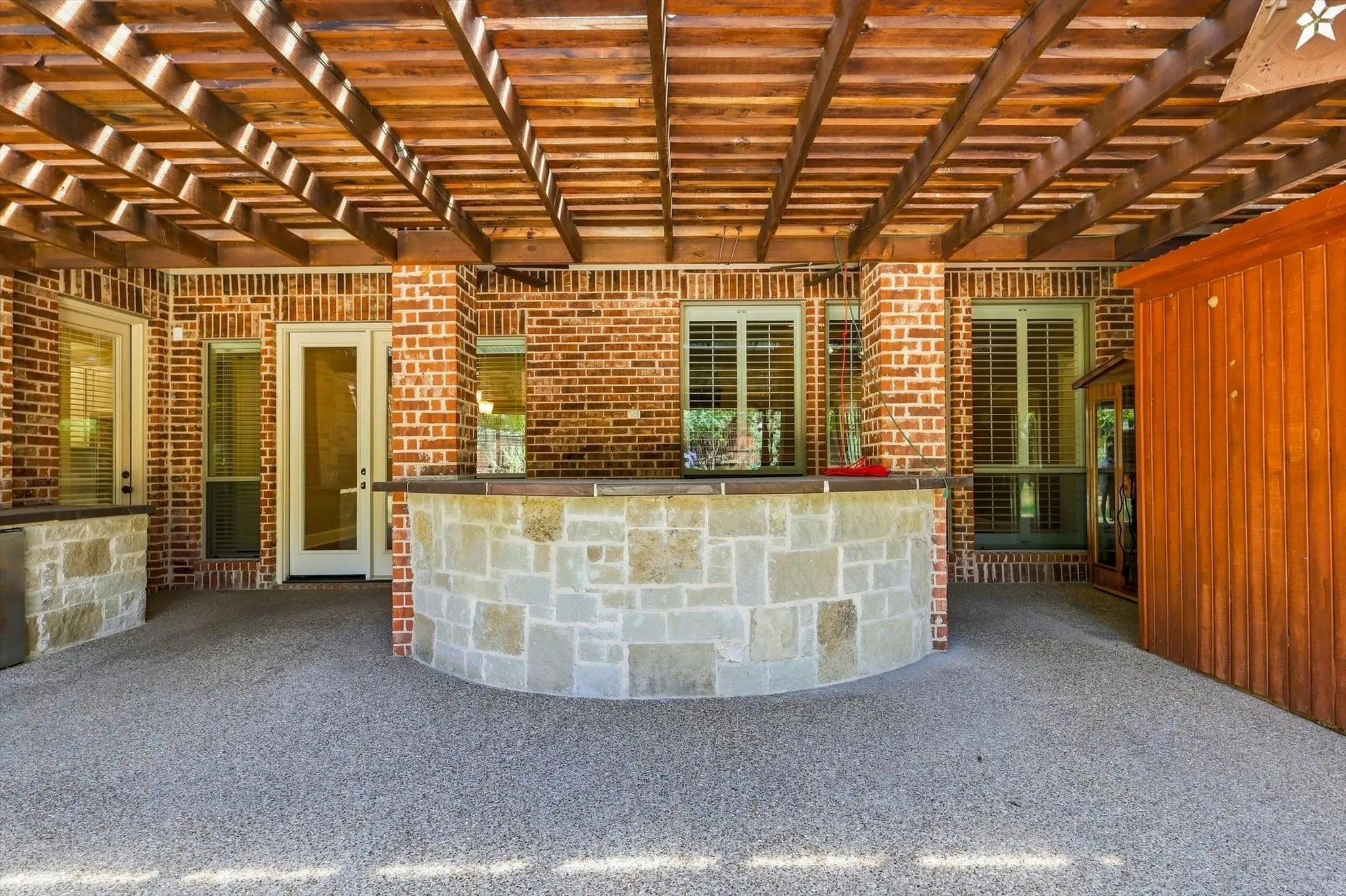 Single Family Residence For Rent in Denton County , 731 Lockridge Road, Lantana, Texas 76226, 5 Bedroom, 5 Bathroom, 3 Garage spaces, 4,484 Sqft, built in 2005, mls#21343624, Real Estate Agent in Lantana, Homes For Rent in Denton county, Homes For Rent in Lantana, Realtor in Lantana Texas, Real Estate Brokerage Independent Realty Texas, Luminita Cordes Realtor