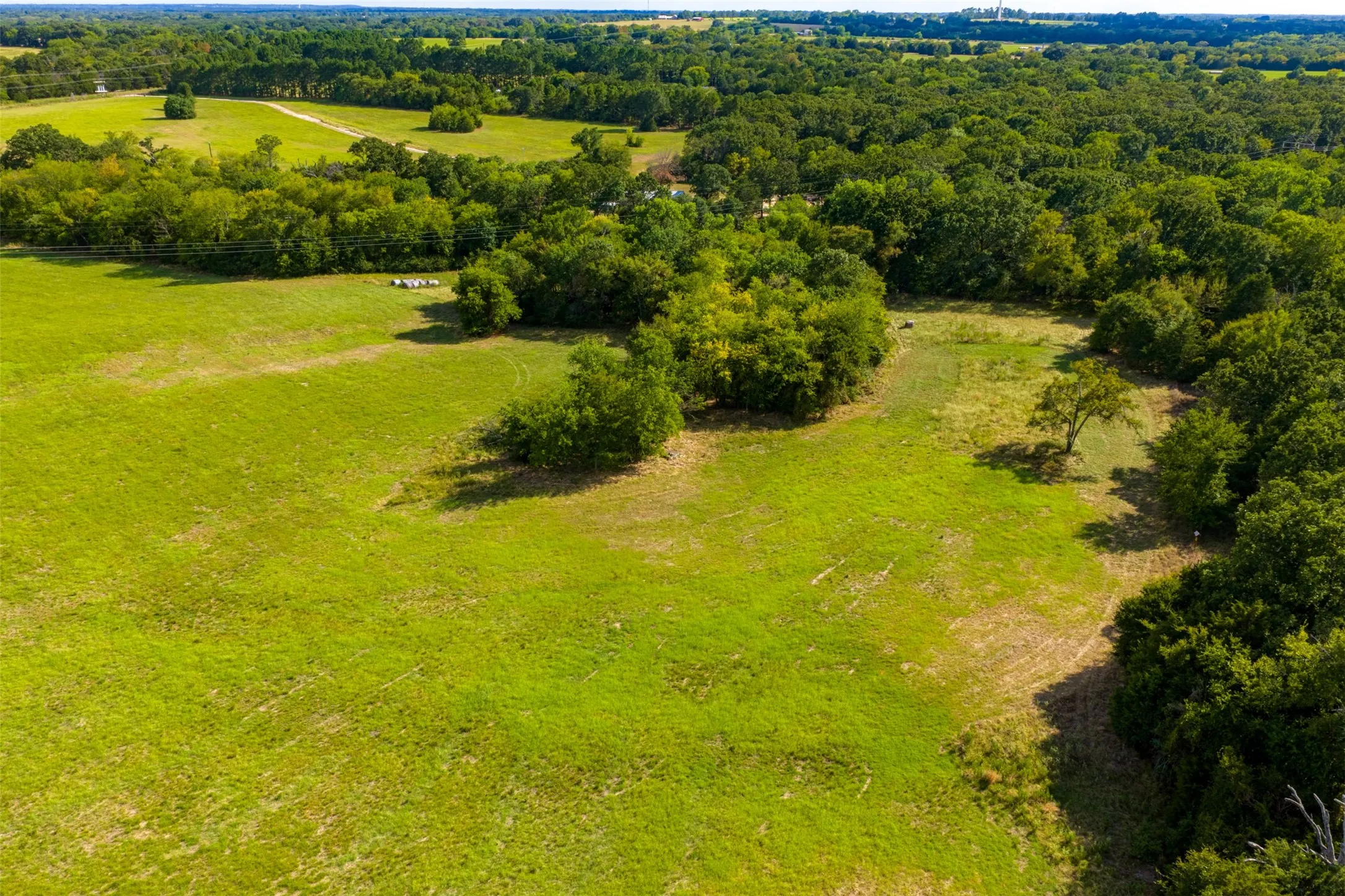 Unimproved Land For Sale in Van Zandt County , 10446 Fm 859, Edgewood, Texas 75117, 0, 0, Garage spaces, 0 Sqft, built in 0, Price $935,000, mls#21358253, Real Estate Agent in Edgewood, Homes For Sale in Van Zandt county, Homes For Sale in Edgewood, Realtor in Edgewood Texas, Real Estate Brokerage Independent Realty Texas, Luminita Cordes Realtor