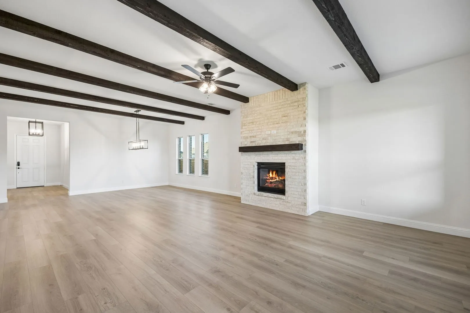 Single Family Residence For Sale in Ellis County , 2431 Scott Court, Waxahachie, Texas 75167, 4 Bedroom, 3 Bathroom, 2 Garage spaces, 2,636 Sqft, built in 2026, mls#21358269, Real Estate Agent in Waxahachie, Homes For Sale in Ellis county, Homes For Sale in Waxahachie, Realtor in Waxahachie Texas, Real Estate Brokerage Independent Realty Texas, Luminita Cordes Realtor