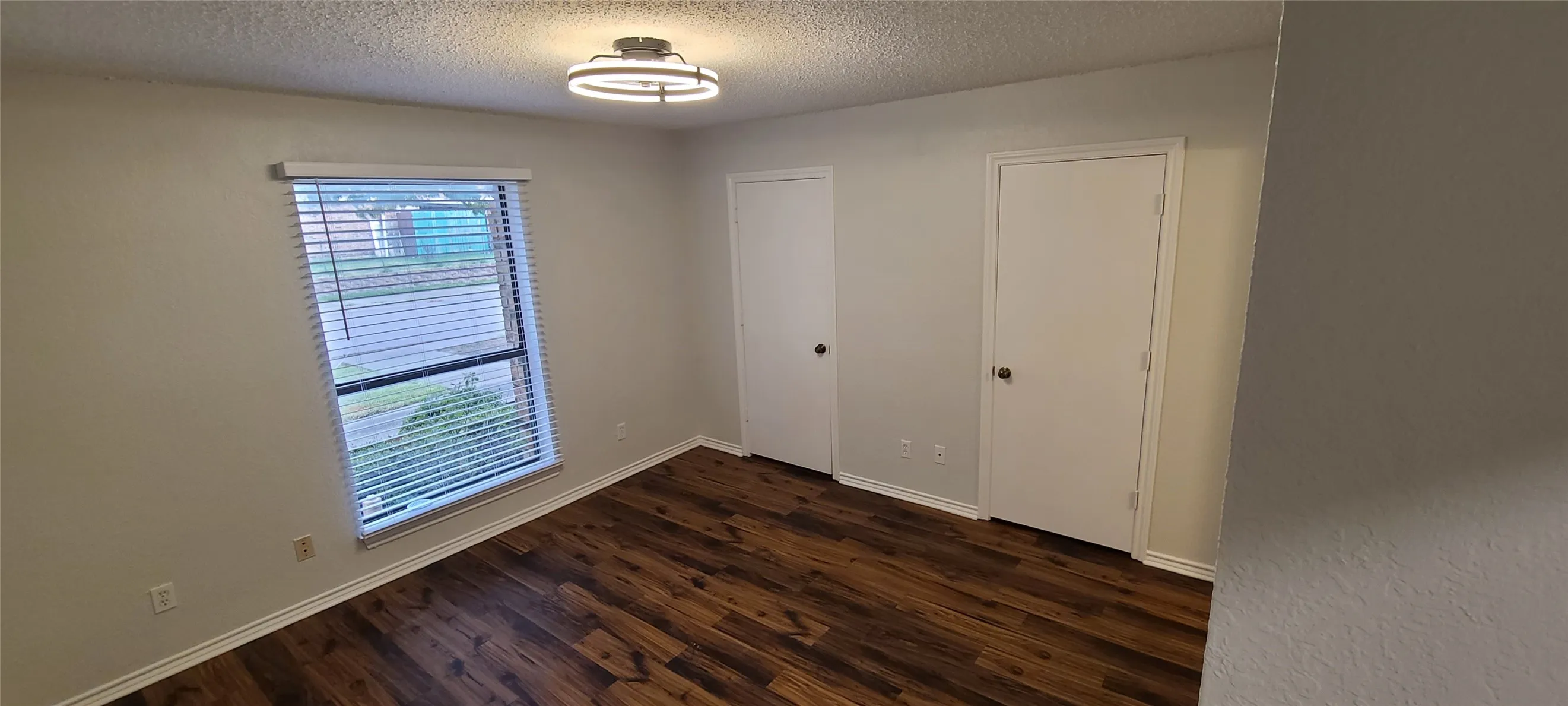 Duplex For Rent in Denton County , 17811 Farley Trail, Dallas, Texas 75287, 2 Bedroom, 2 Bathroom, Garage spaces, 1,090 Sqft, built in 1983, mls#21358290, Real Estate Agent in Dallas, Homes For Rent in Denton county, Homes For Rent in Dallas, Realtor in Dallas Texas, Real Estate Brokerage Independent Realty Texas, Luminita Cordes Realtor