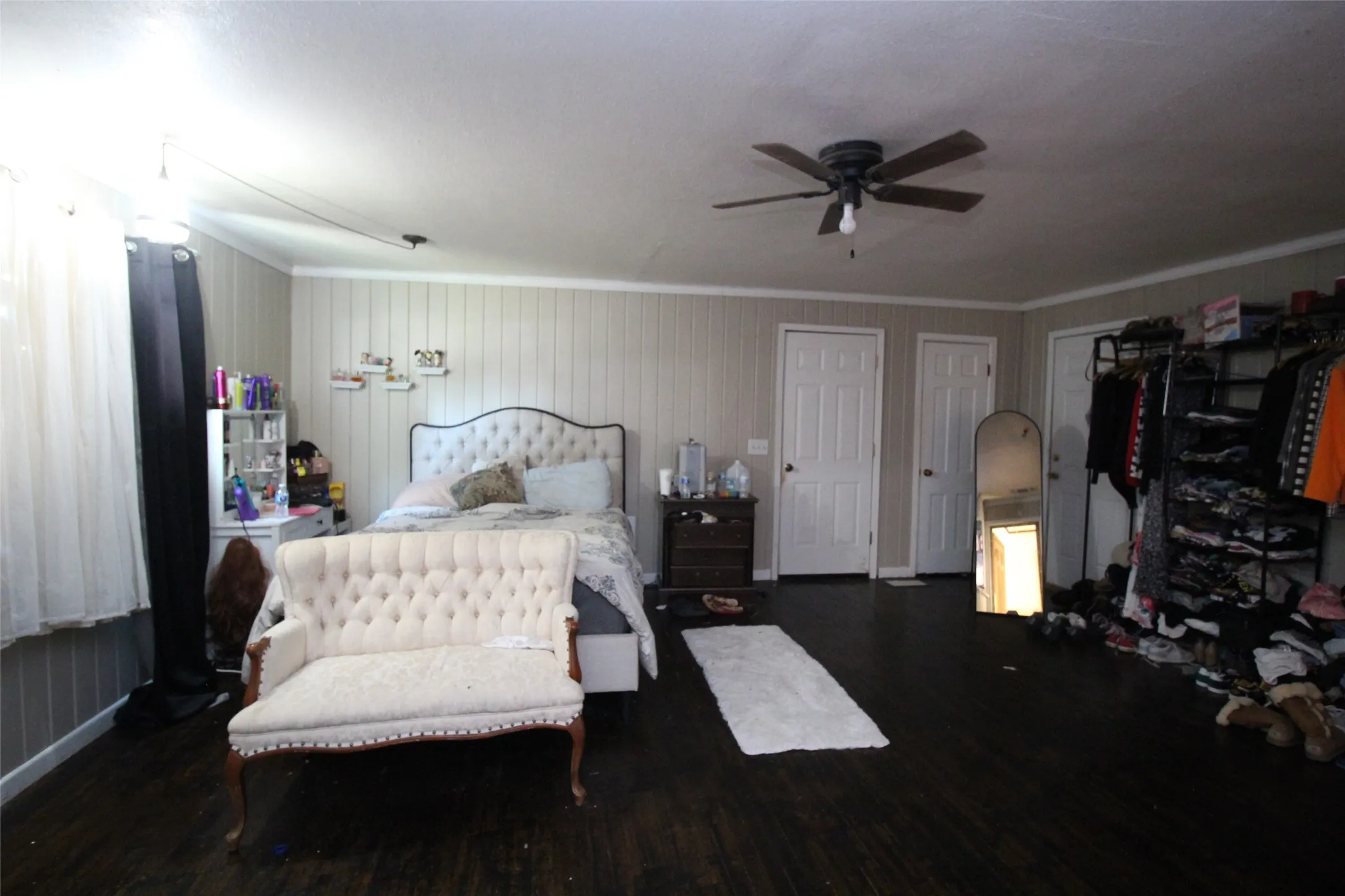 Single Family Residence For Sale in Knox County , 461 S 9th Avenue, Munday, Texas 76371, 5 Bedroom, 3 Bathroom, 5 Garage spaces, 2,586 Sqft, built in 1920, mls#21357082, Real Estate Agent in Munday, Homes For Sale in Knox county, Homes For Sale in Munday, Realtor in Munday Texas, Real Estate Brokerage Independent Realty Texas, Luminita Cordes Realtor