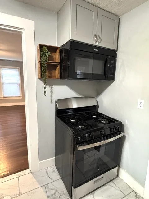 Single Family Residence For Sale in Tarrant County , 4619 Parrish Road, Haltom City, Texas 76117, 2 Bedroom, 1 Bathroom, 1 Garage spaces, 1,196 Sqft, built in 1945, mls#21353160, Real Estate Agent in Haltom City, Homes For Sale in Tarrant county, Homes For Sale in Haltom City, Realtor in Haltom City Texas, Real Estate Brokerage Independent Realty Texas, Luminita Cordes Realtor