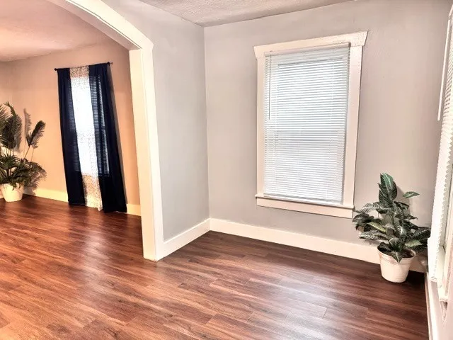 Single Family Residence For Sale in Tarrant County , 4619 Parrish Road, Haltom City, Texas 76117, 2 Bedroom, 1 Bathroom, 1 Garage spaces, 1,196 Sqft, built in 1945, mls#21353160, Real Estate Agent in Haltom City, Homes For Sale in Tarrant county, Homes For Sale in Haltom City, Realtor in Haltom City Texas, Real Estate Brokerage Independent Realty Texas, Luminita Cordes Realtor